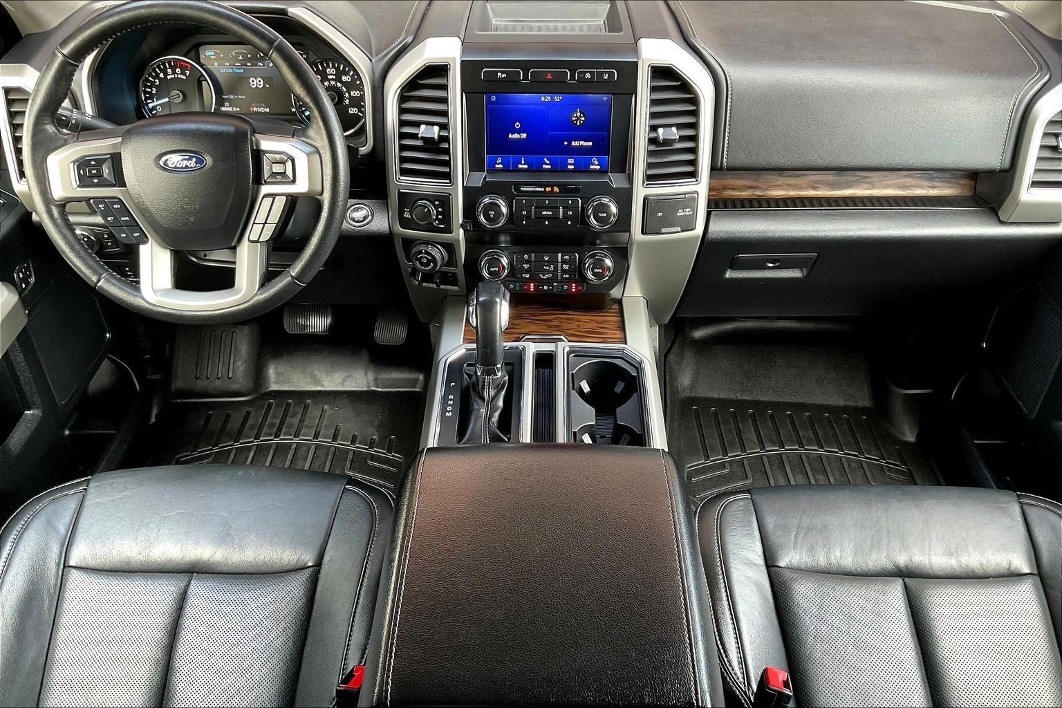 View vehicle photo 7