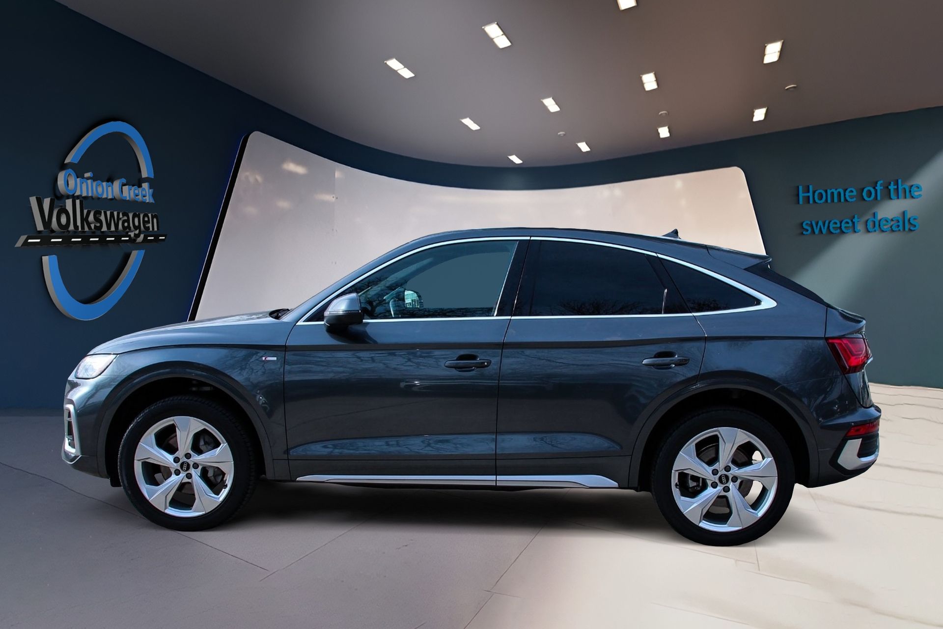 View vehicle photo 7