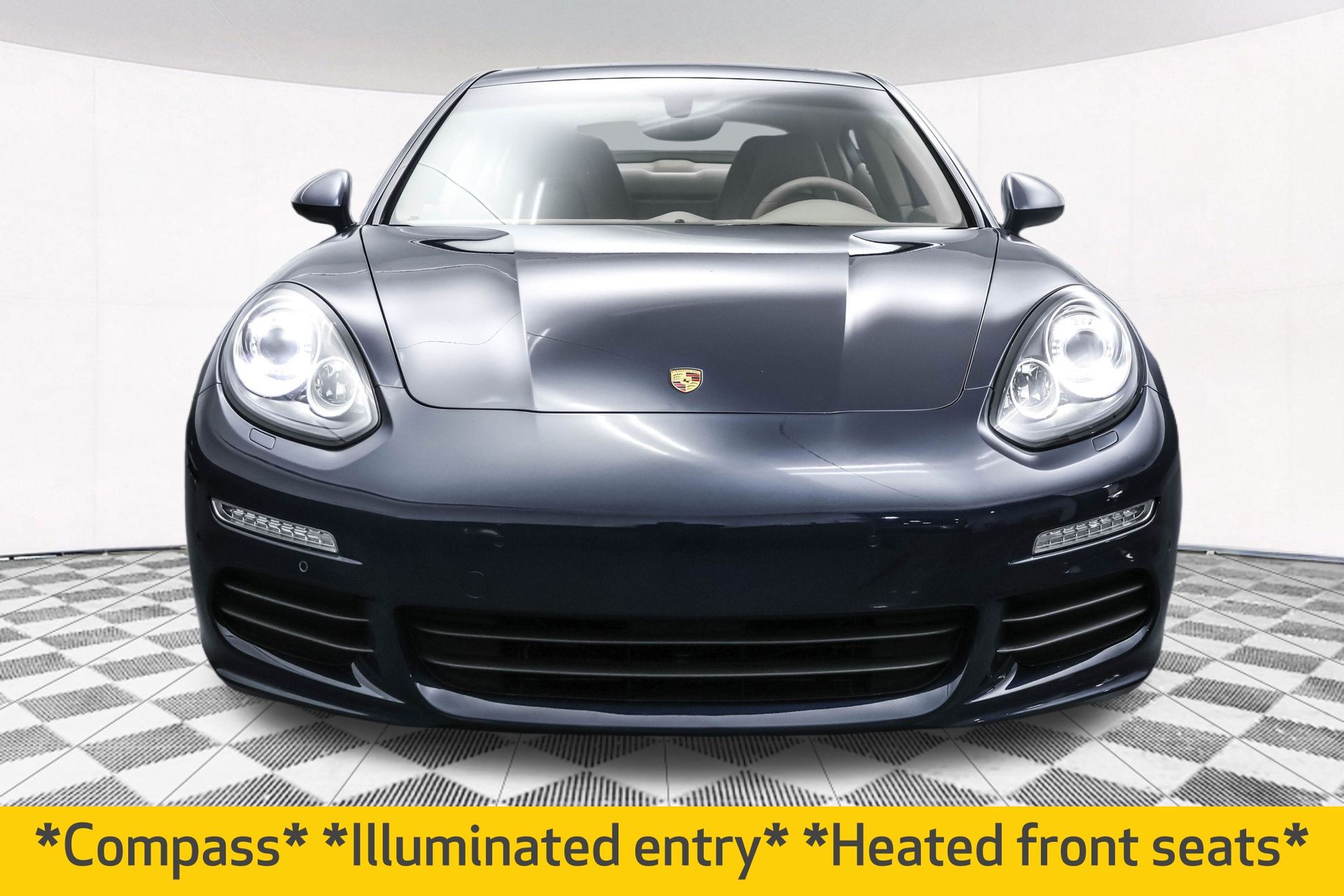 2015 PORSCHE PANAMERA - Image 8