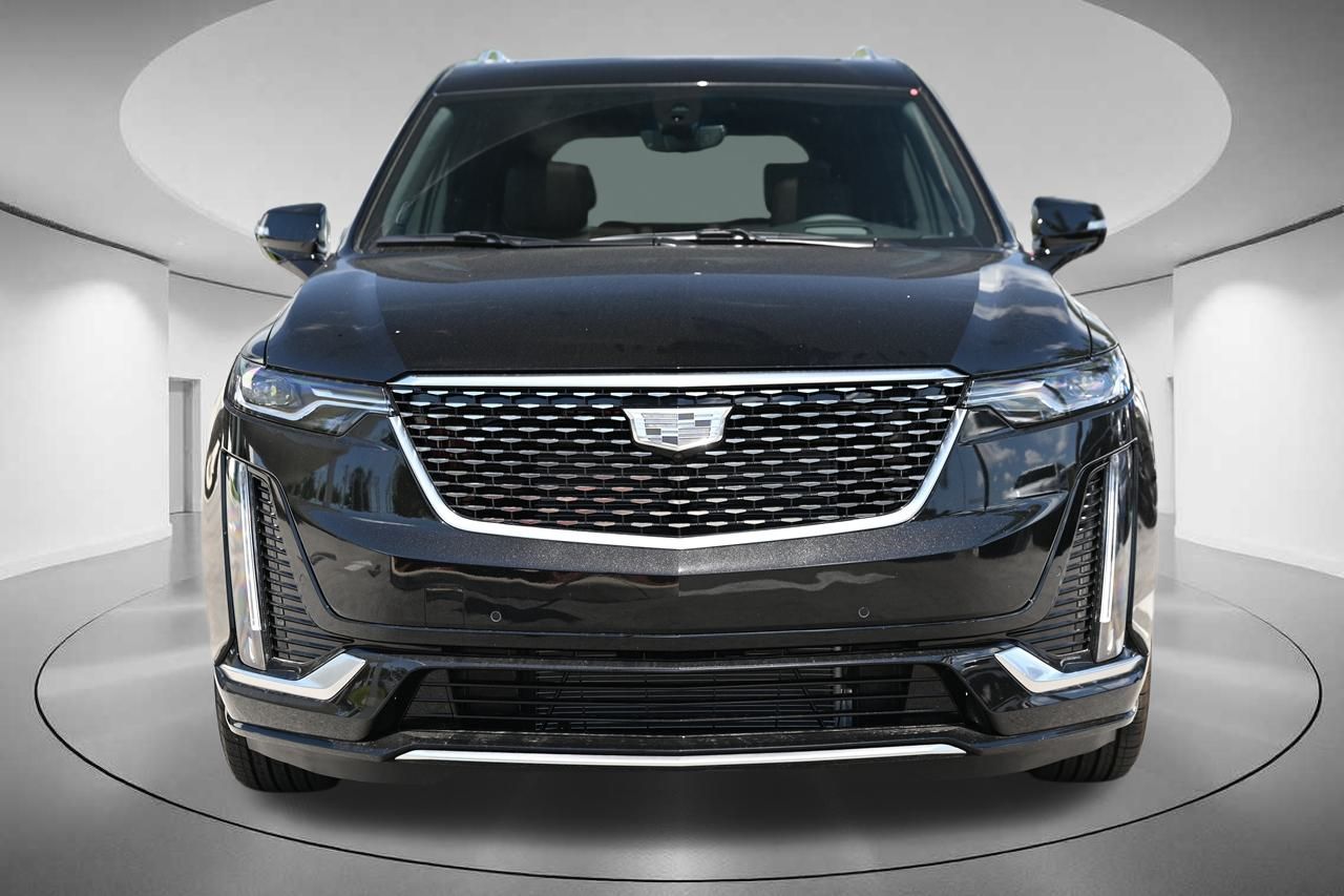 2024 Cadillac XT6 Premium Luxury 8