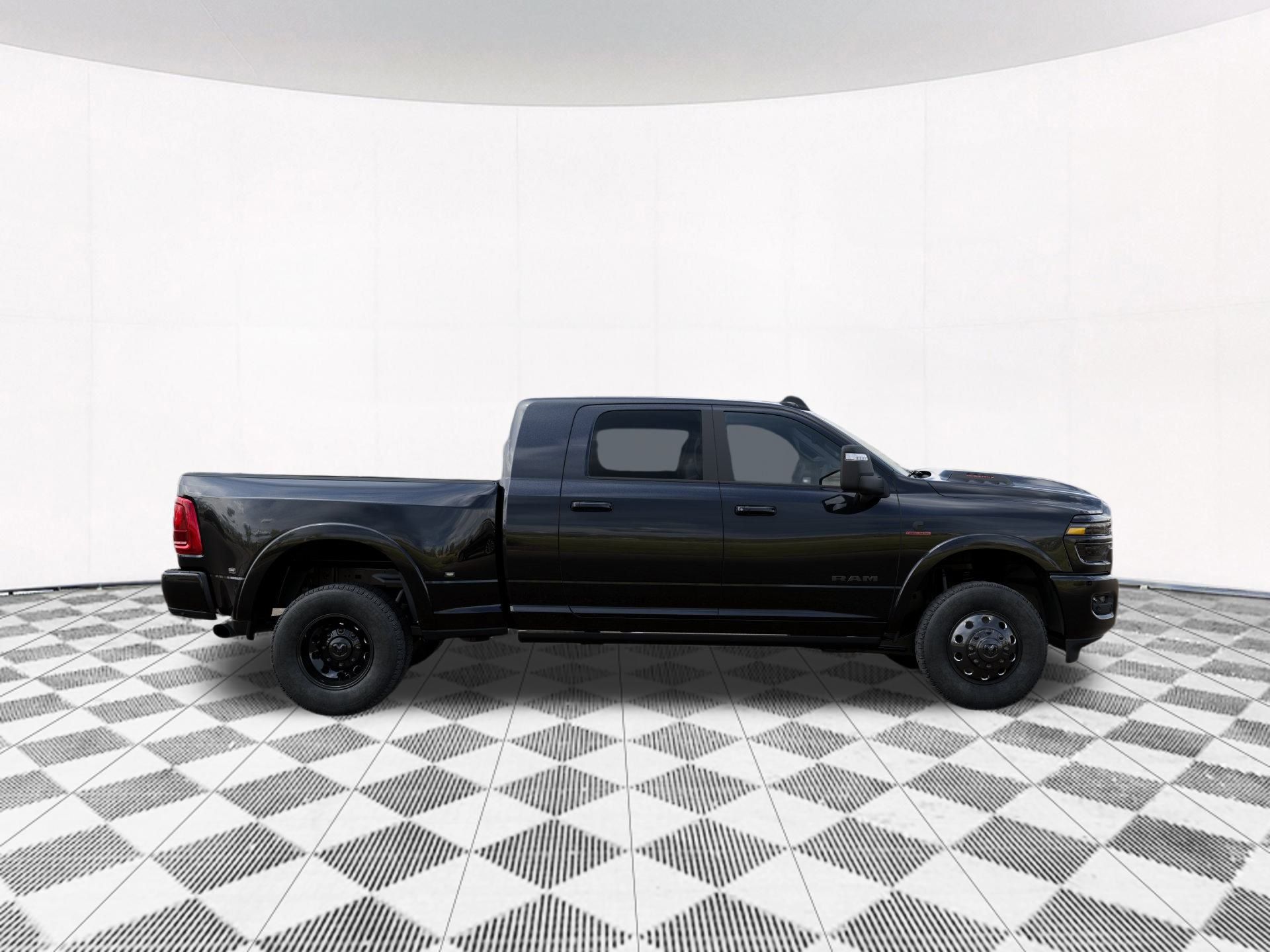 2026 RAM 3500 - Image 33