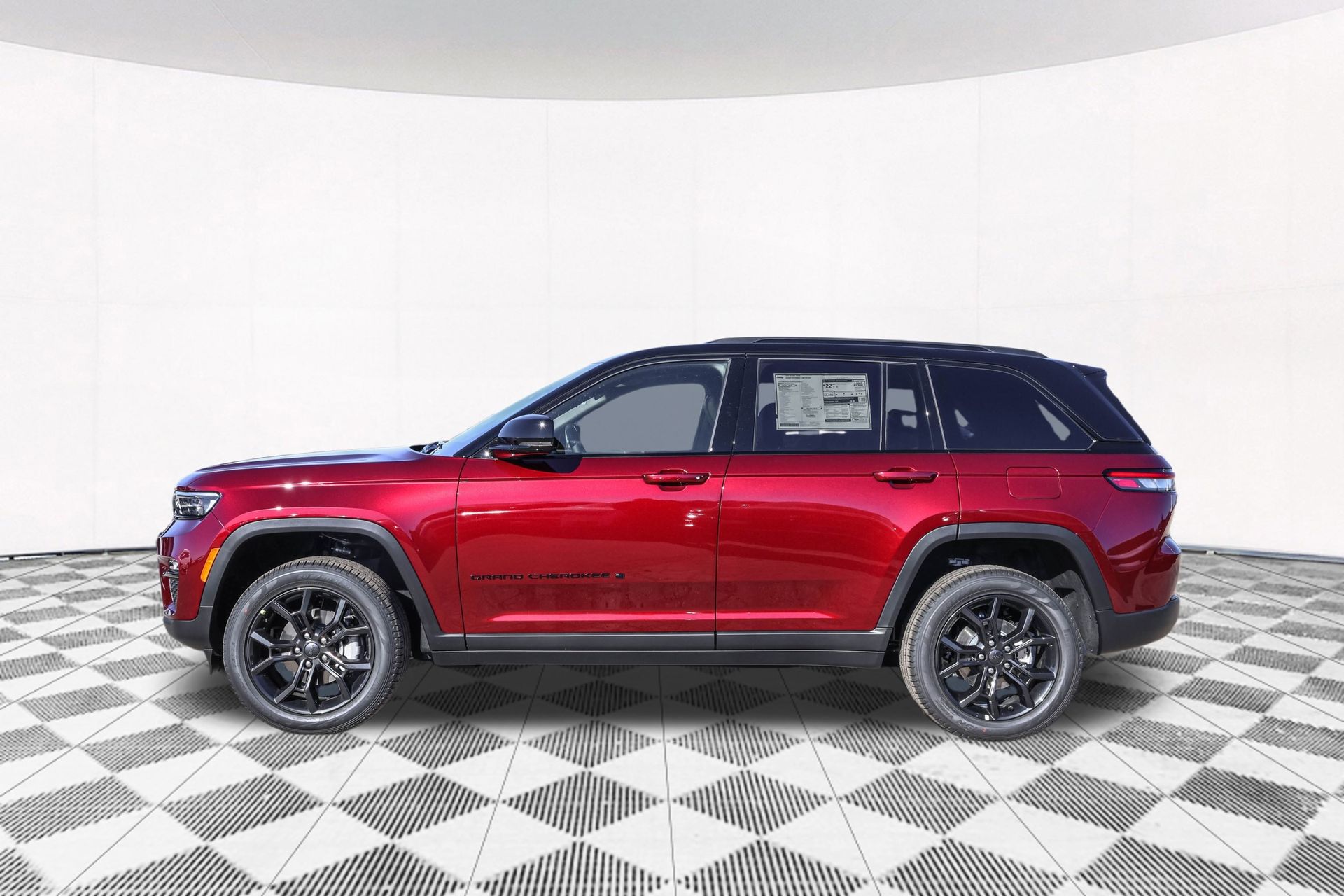2025 JEEP GRAND CHEROKEE - Image 8