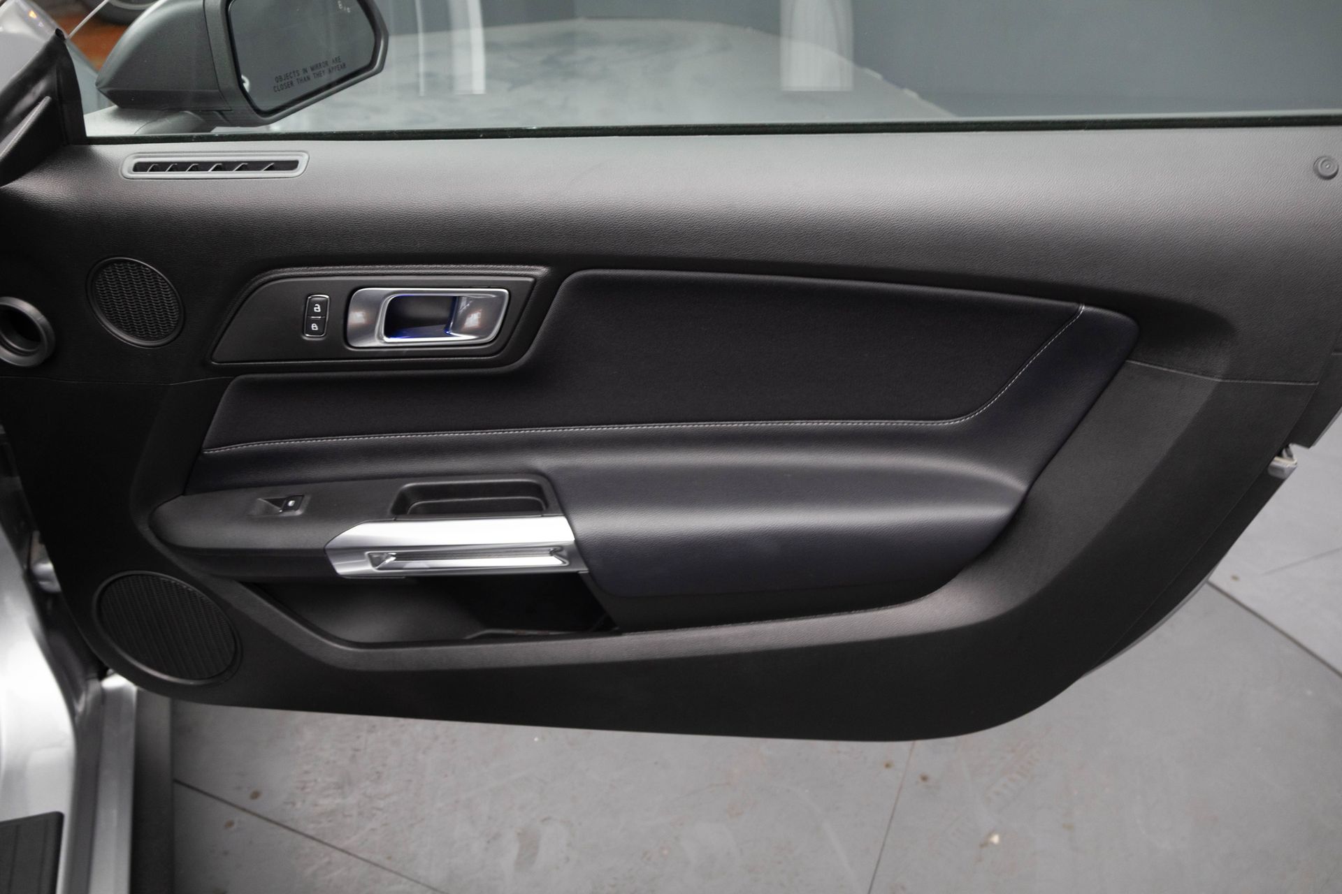 2022 FORD MUSTANG - Image 38