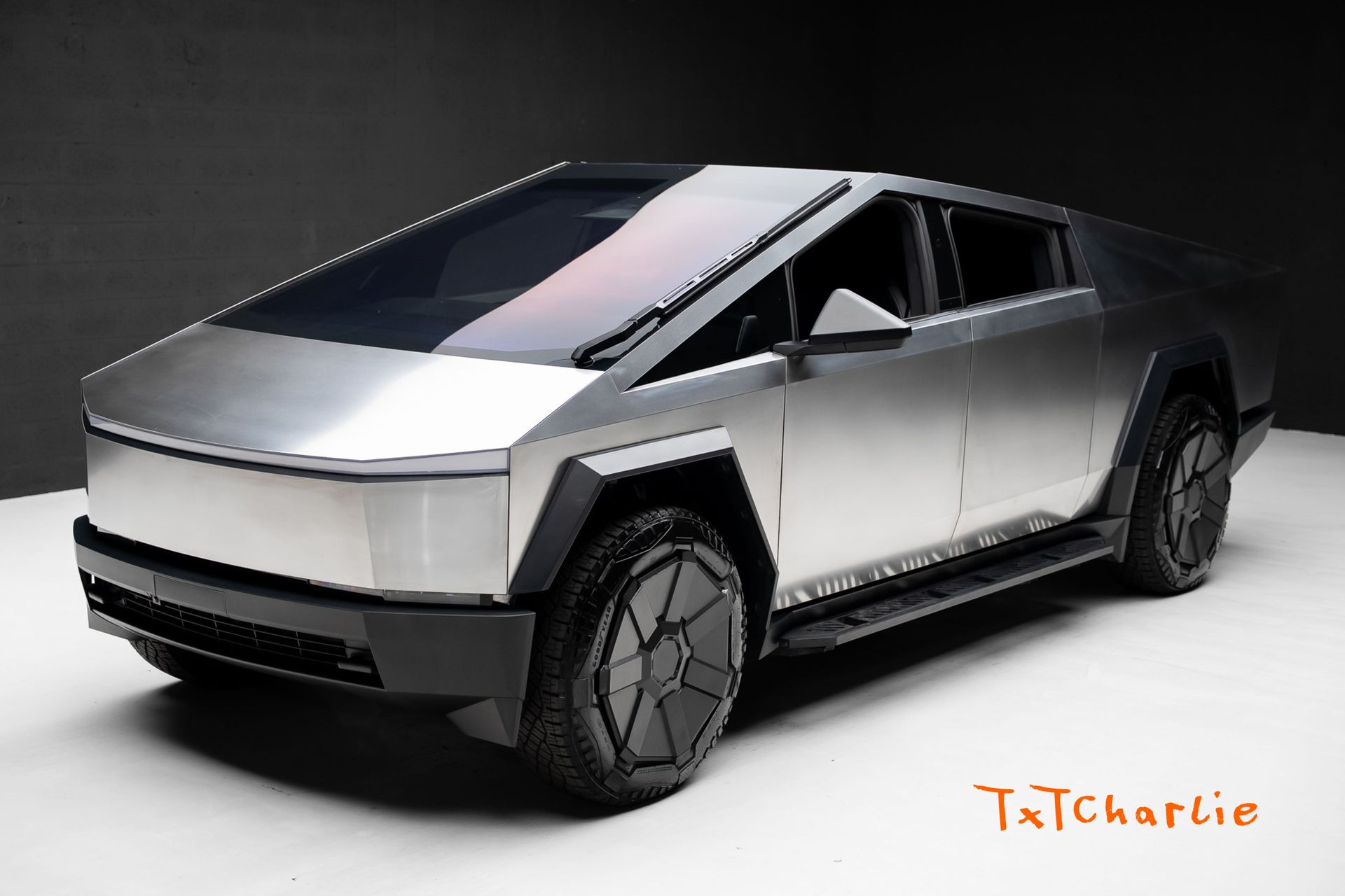 Silver 2024 Tesla Cybertruck Cyberbeast Crew Cab AWD Pickup Truck All-Wheel Drive 1-Speed Automatic
