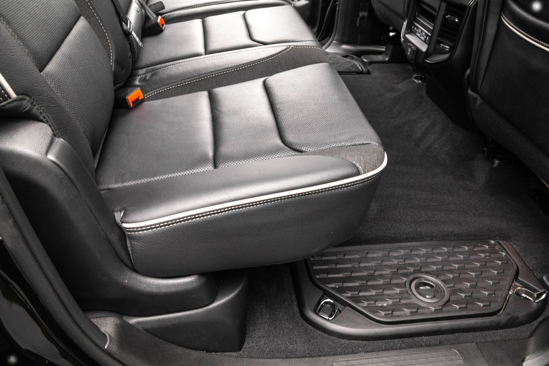 2025 RAM 1500 - Image 35