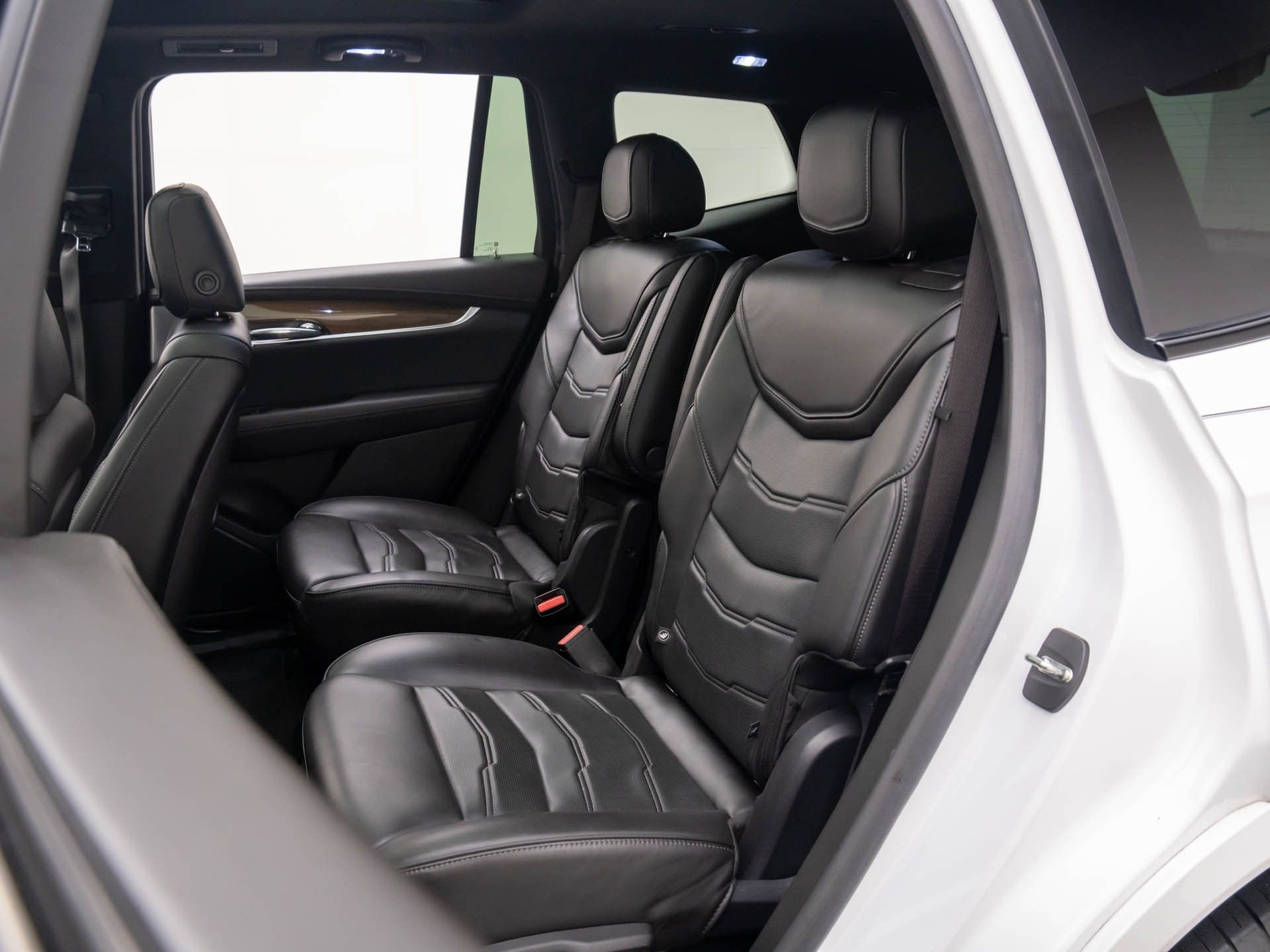 2022 Cadillac XT6 Sport photo