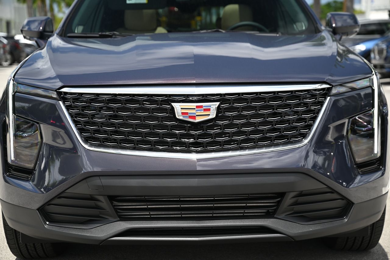 2024 Cadillac XT4 Luxury 9