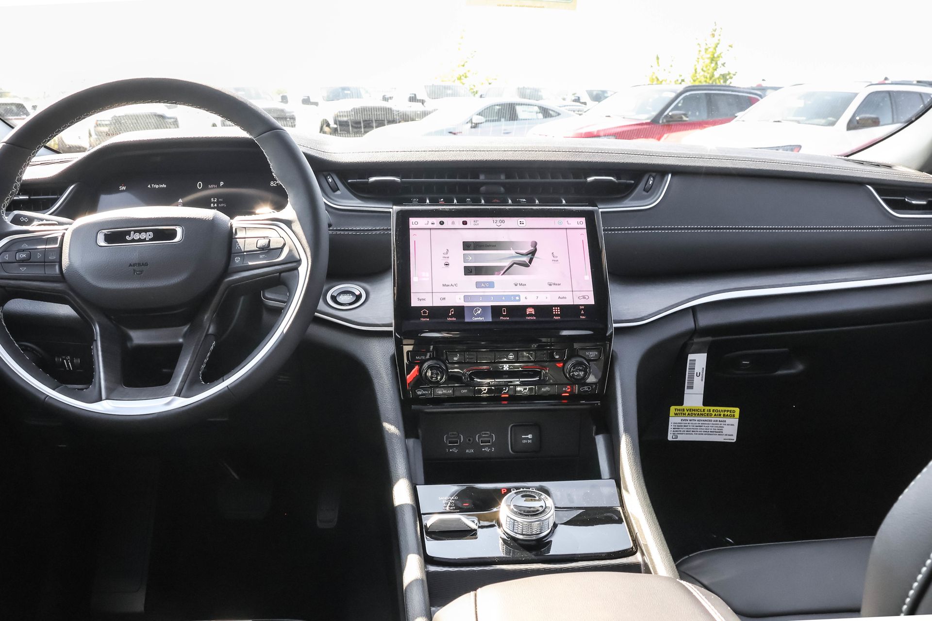 2025 JEEP GRAND CHEROKEE - Image 15