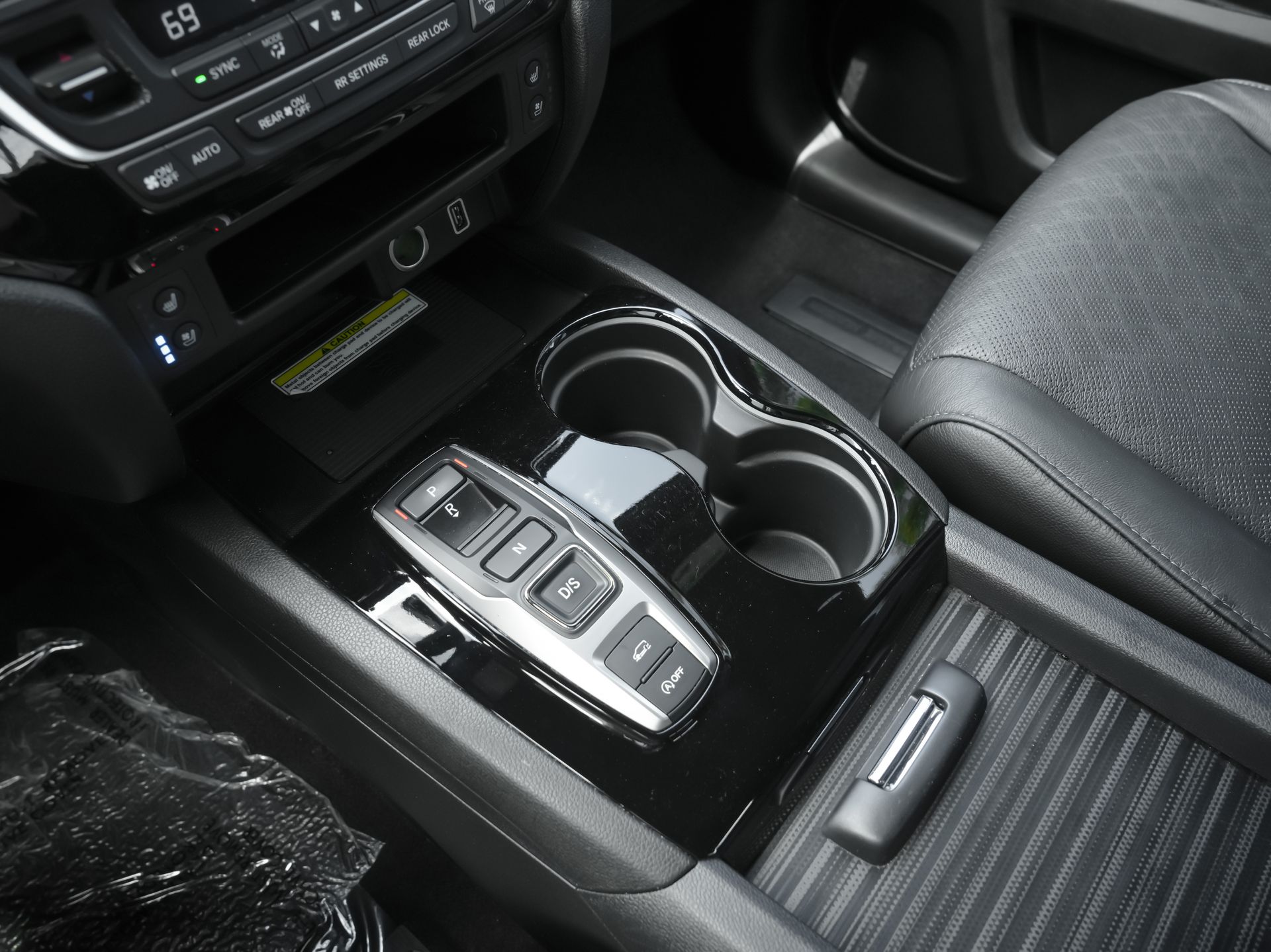 used 2023 Honda Passport car, priced at $34,000