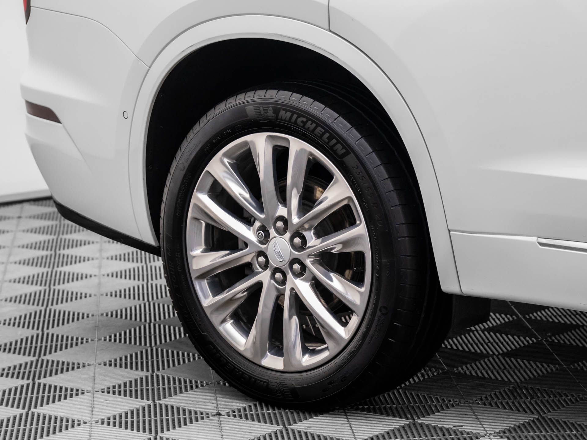 2022 Cadillac XT6 Premium Luxury photo