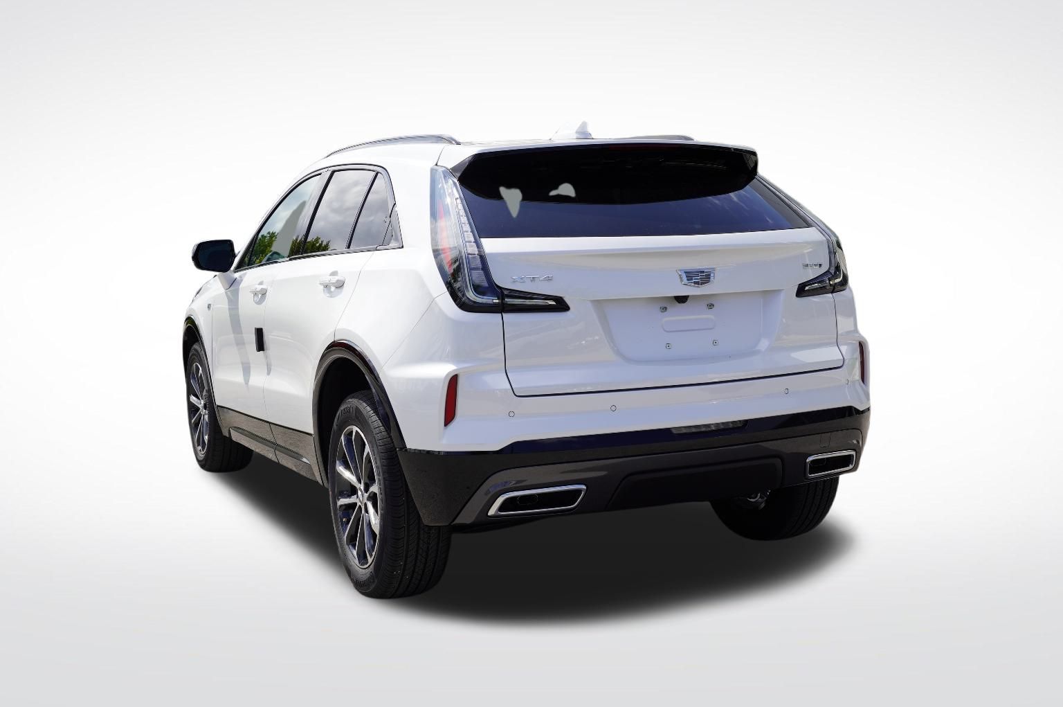 2024 Cadillac XT4 Sport 3