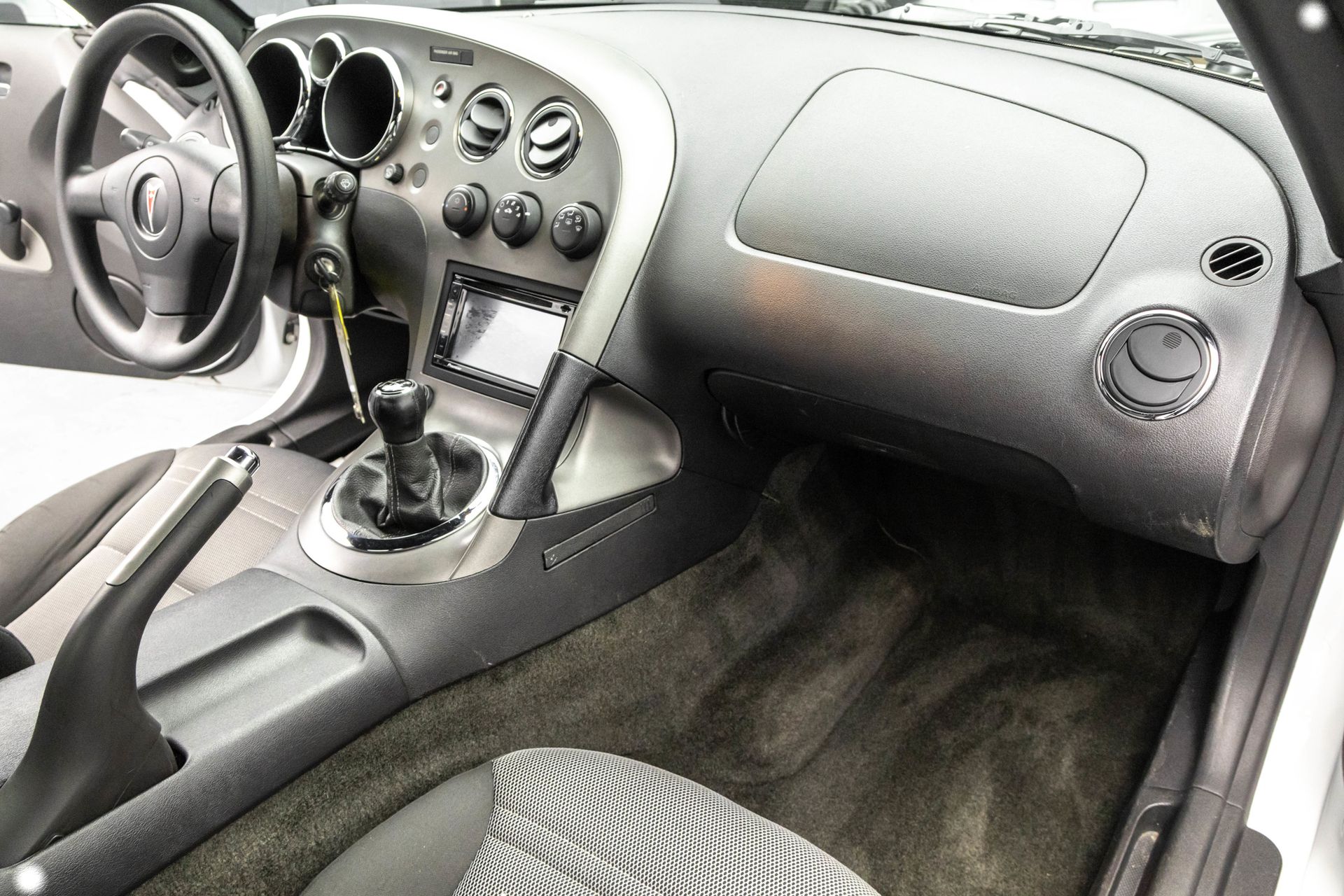 2007 PONTIAC SOLSTICE - Image 28