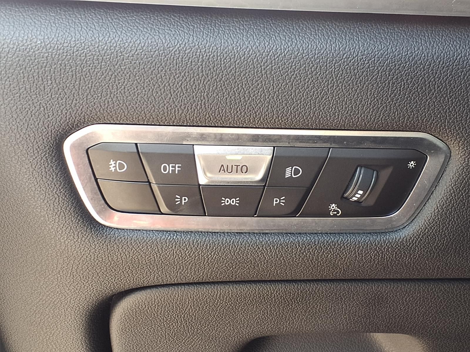2022 BMW X7 xDrive40i Black at Westside Lexus