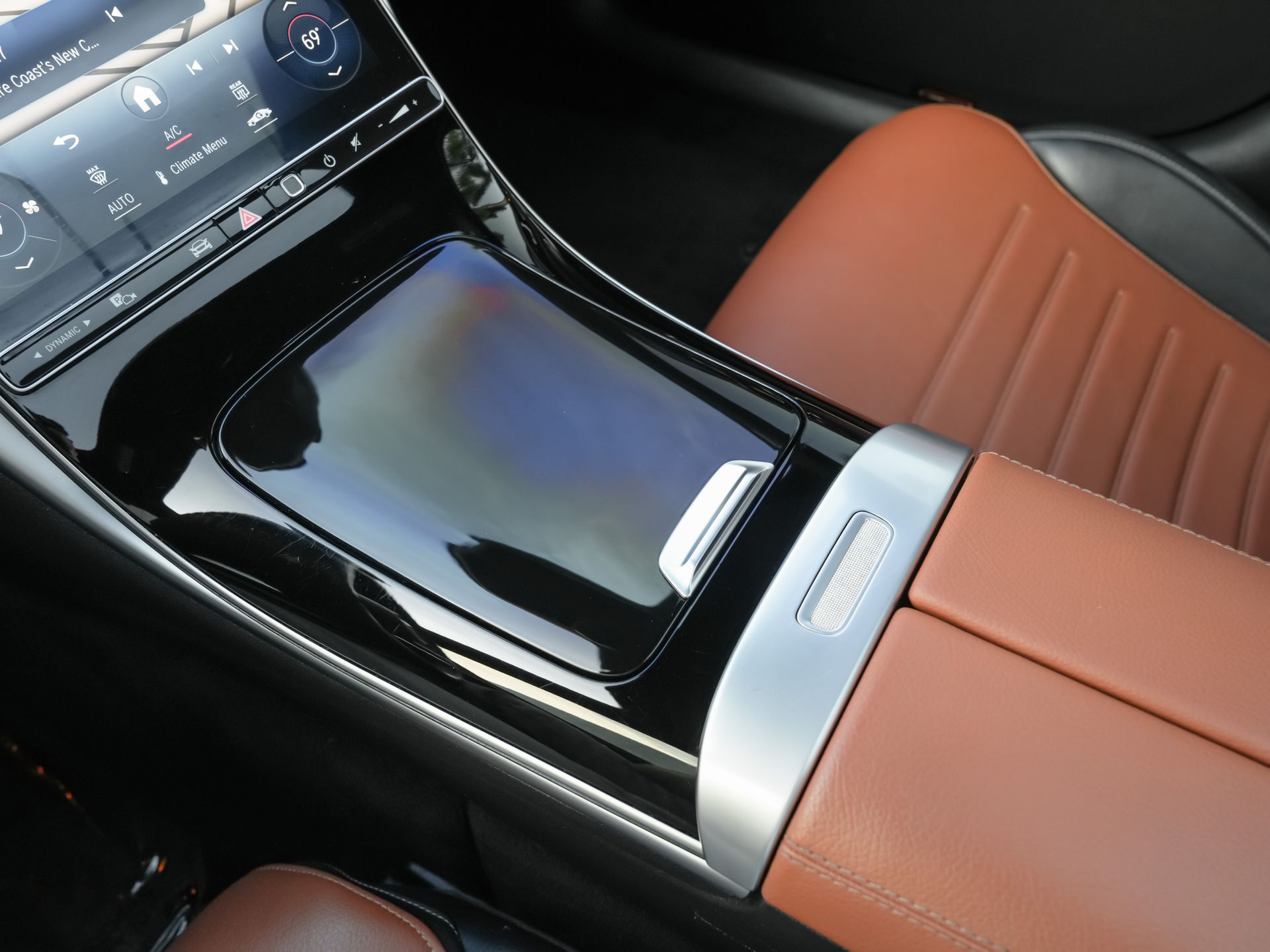 used 2024 Mercedes-Benz C-Class car, priced at $32,000