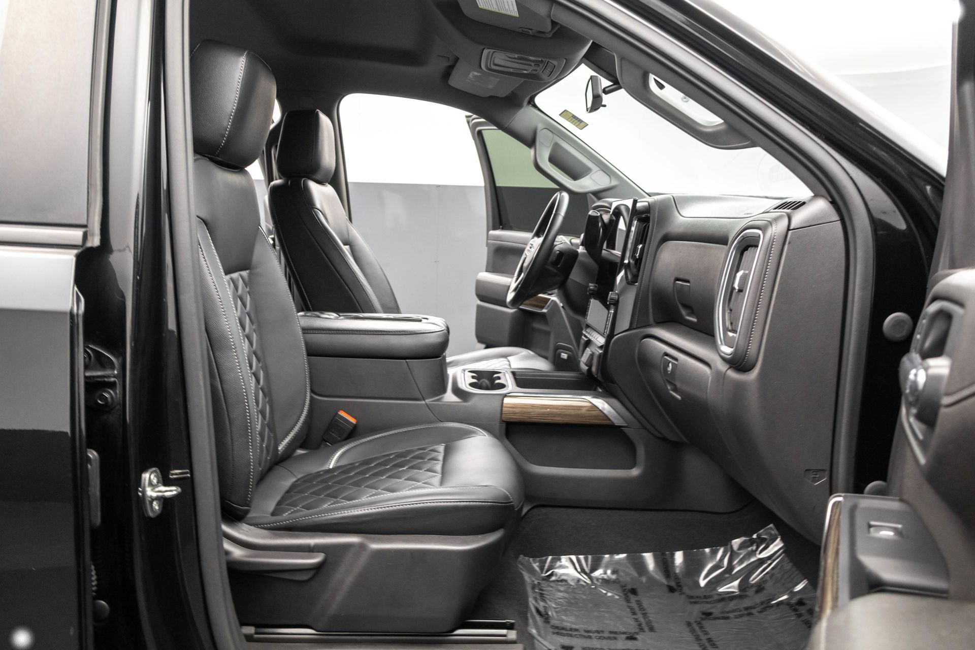 2021 CHEVROLET SILVERADO - Image 42