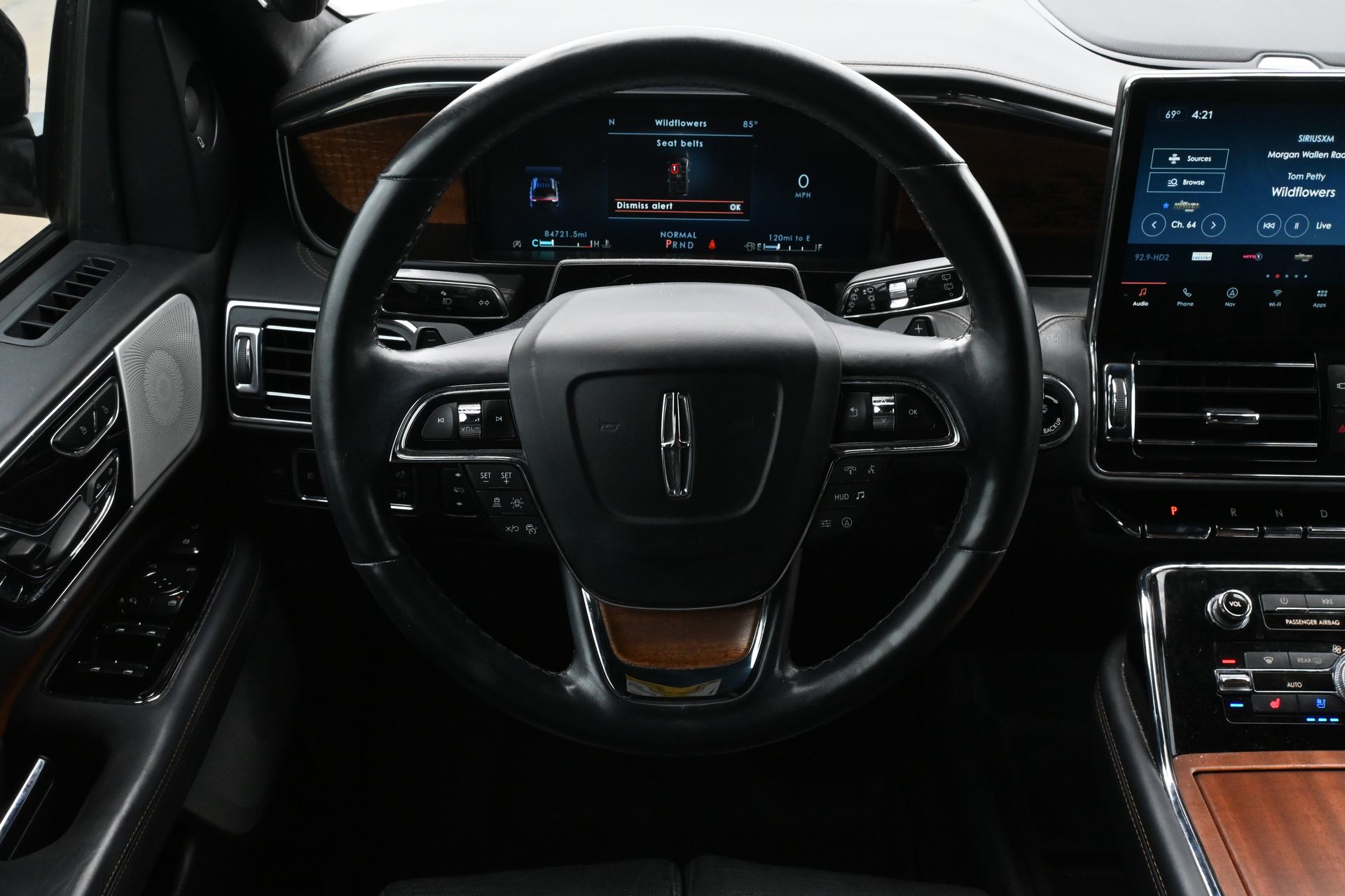 2022 Lincoln Navigator L Black Label White at Classic Chevrolet Galveston