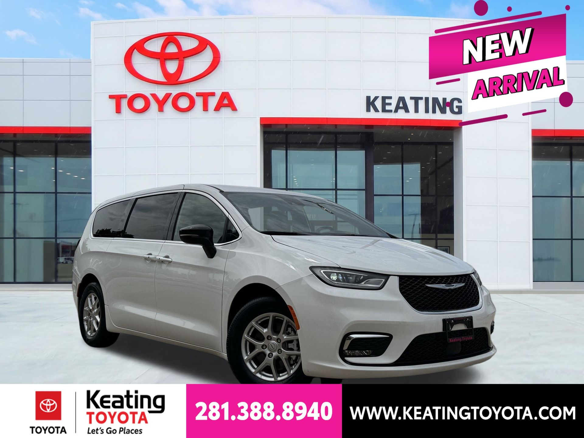 Bright White Clearcoat 2025 Chrysler Pacifica Minivan Front-Wheel Drive 9-Speed Automatic