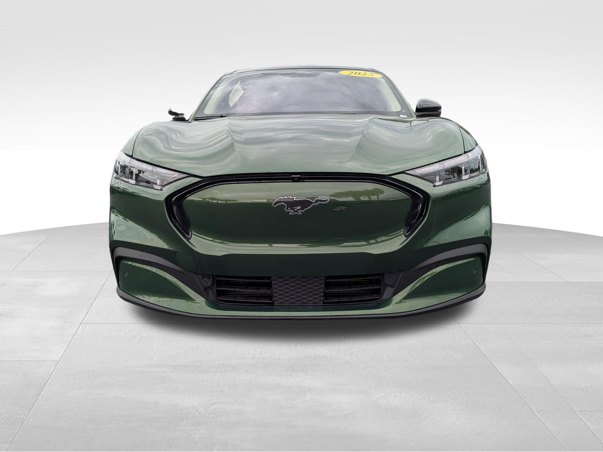 2025 Ford Mustang Mach-E Premium - 10