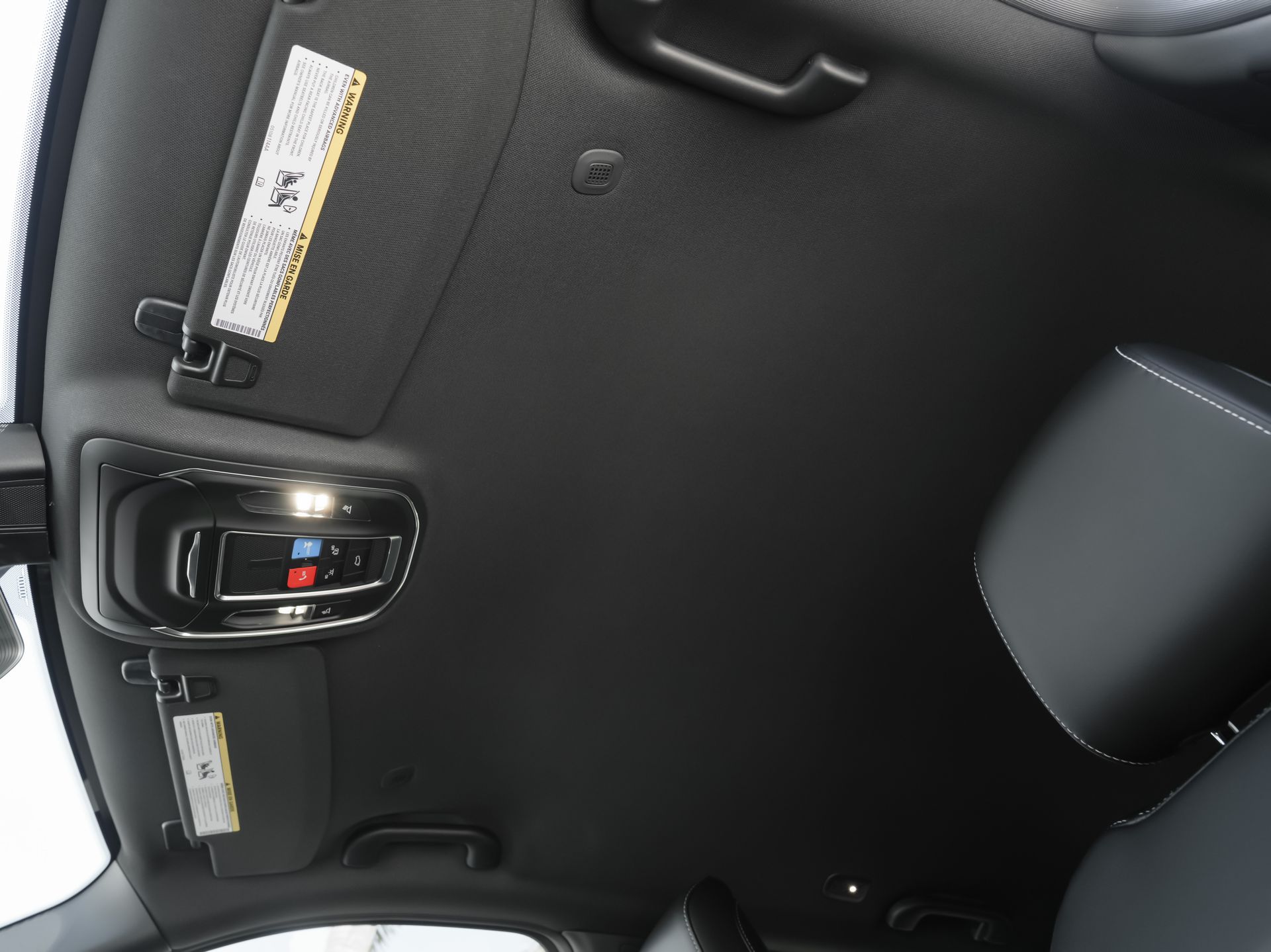 used 2025 Jeep Grand Cherokee car, priced at $34,000