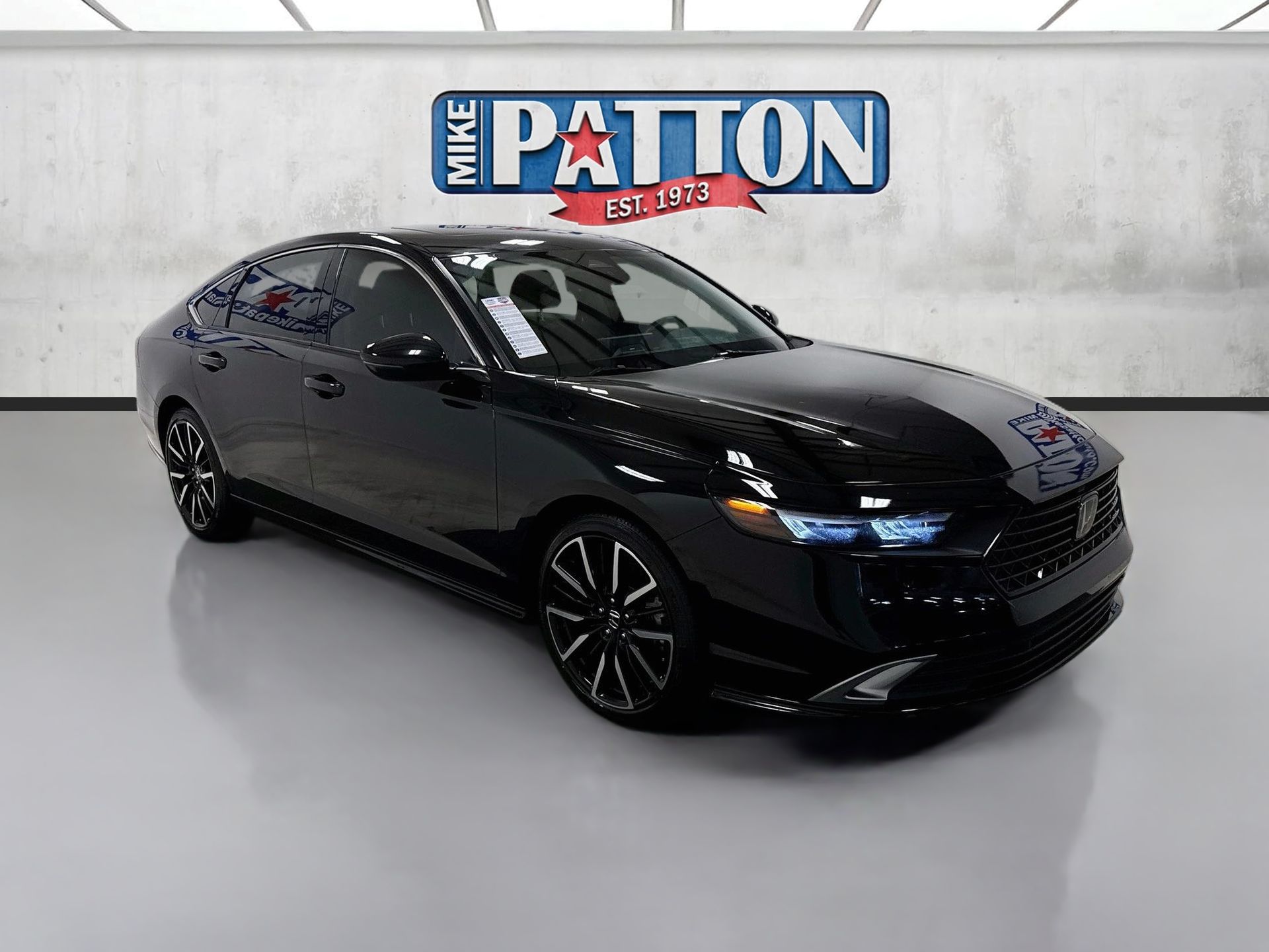 2023 Honda Accord Hybrid Touring