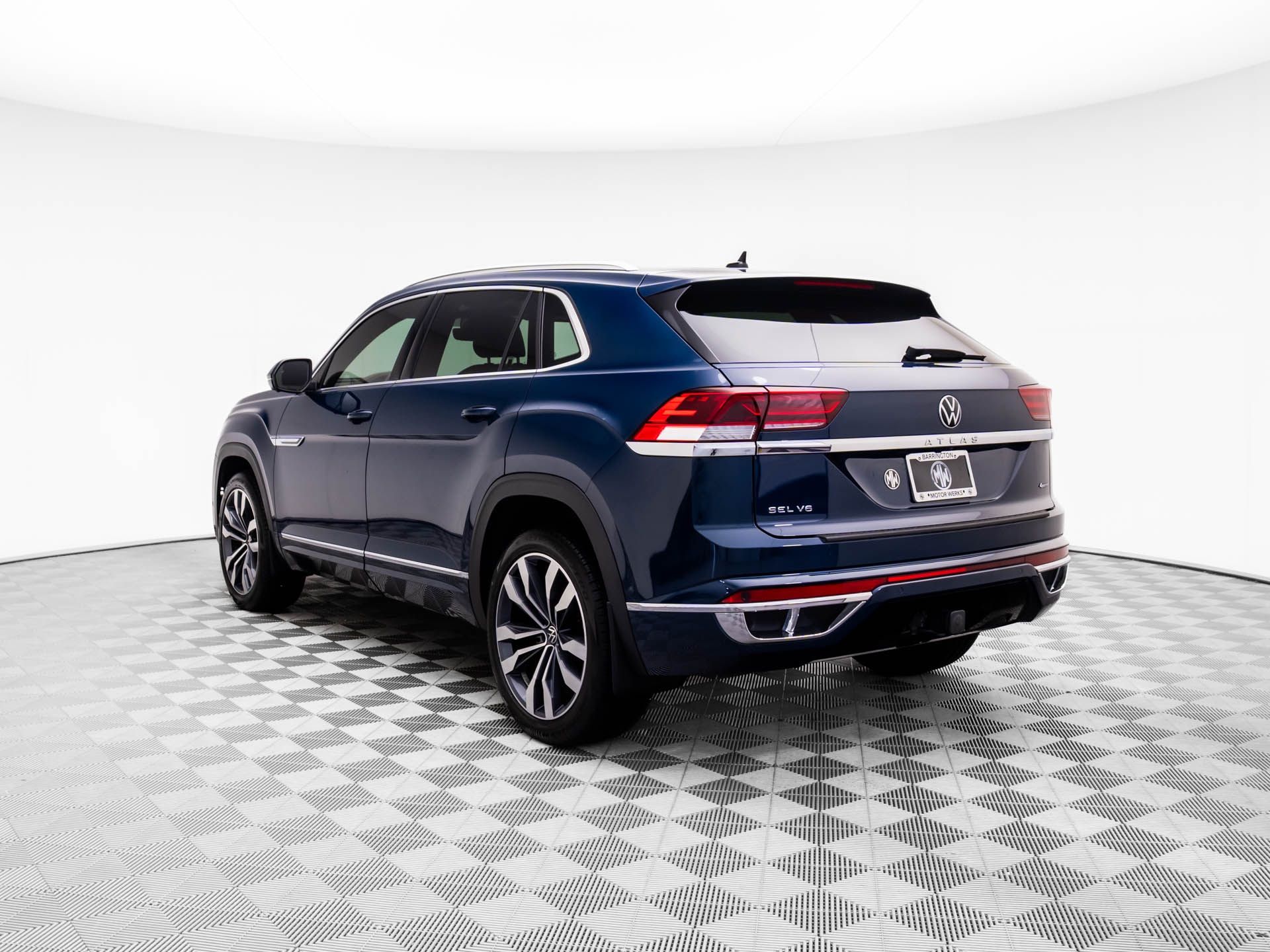 2023 Volkswagen Atlas Cross Sport 3.6L V6 SEL Premium R-Line photo