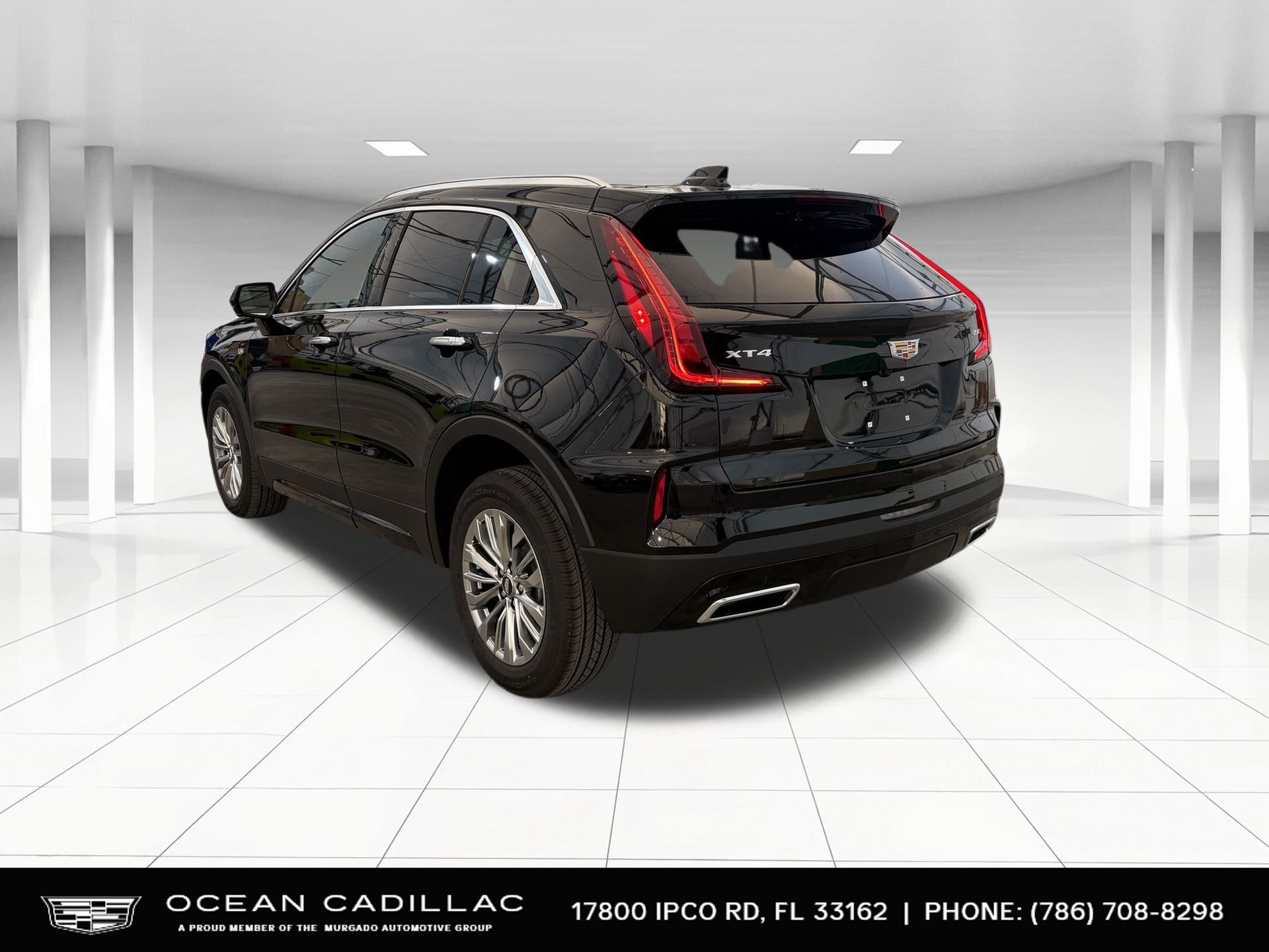 2025 Cadillac XT4 Premium Luxury 3