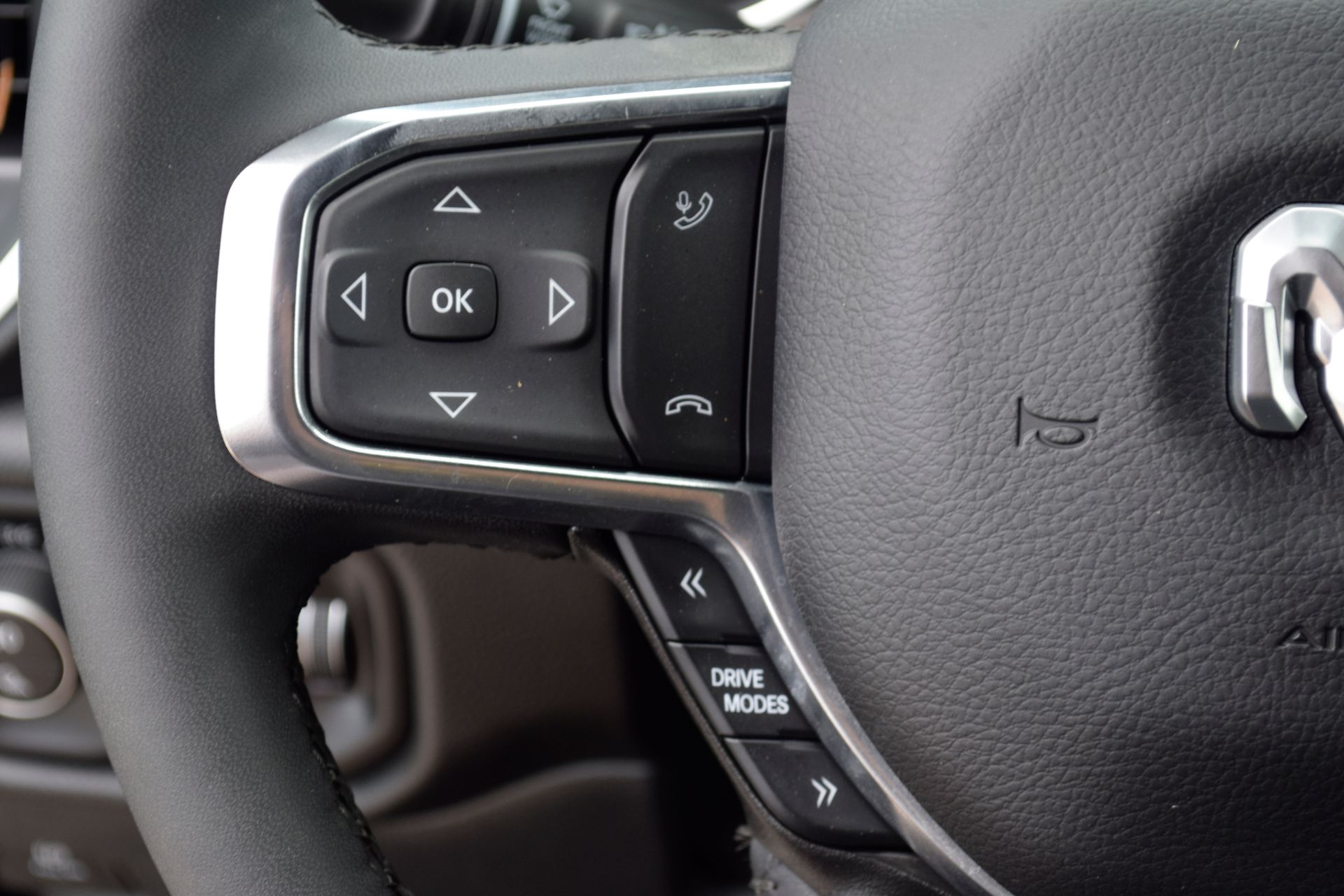 2025 Ram 1500 Laramie - 7