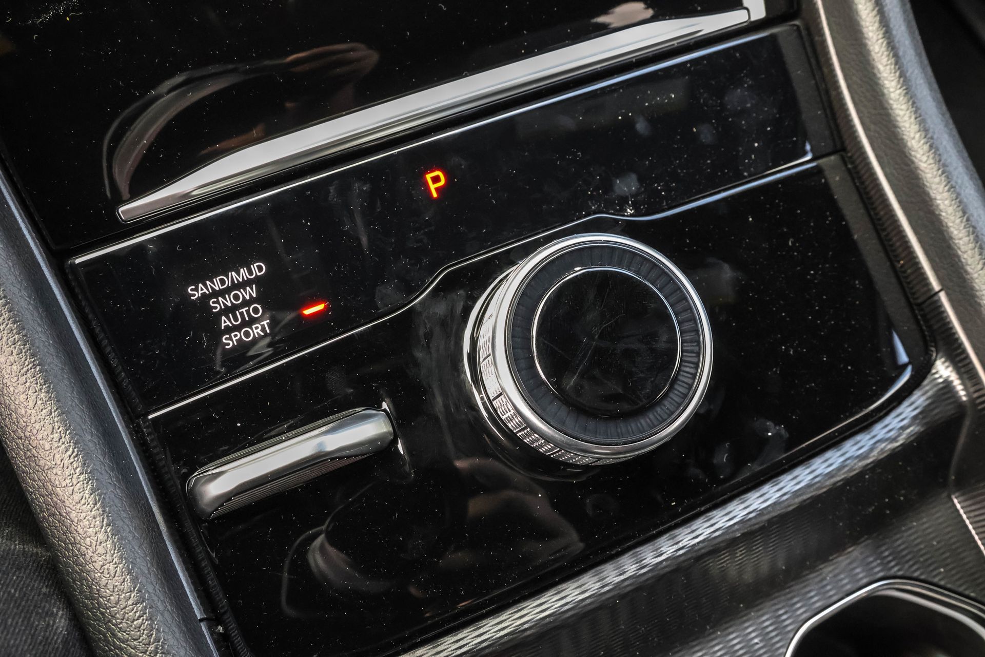 2025 JEEP GRAND CHEROKEE - Image 22