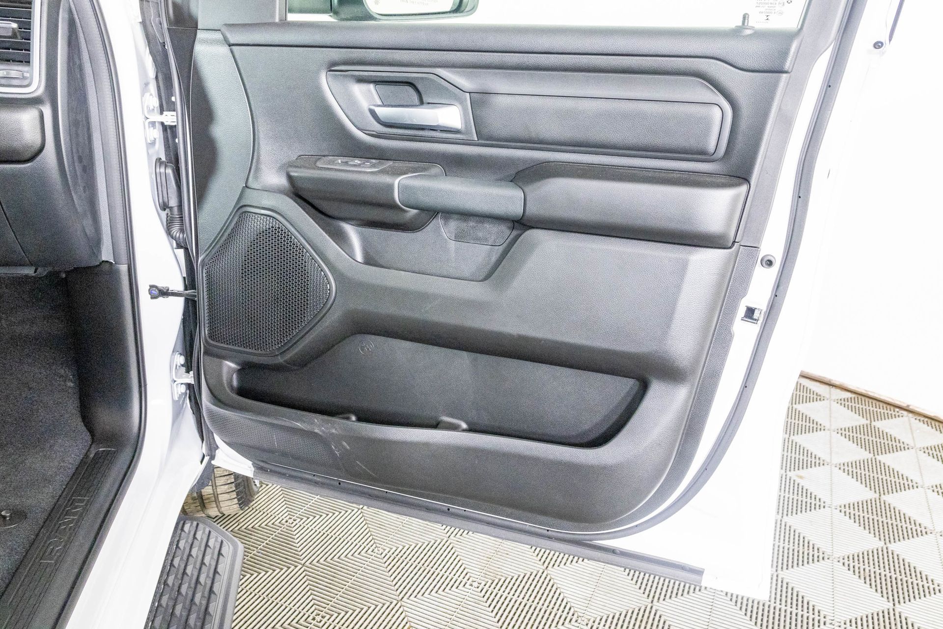 2026 RAM 1500 - Image 33