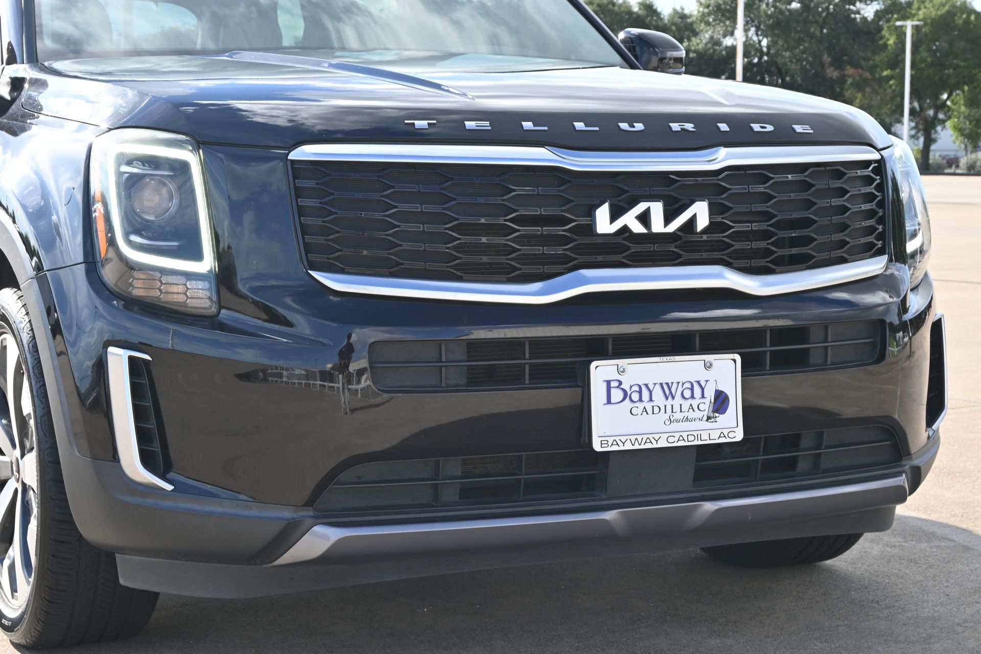 2022 Kia Telluride S Black at DeMontrond Auto Country