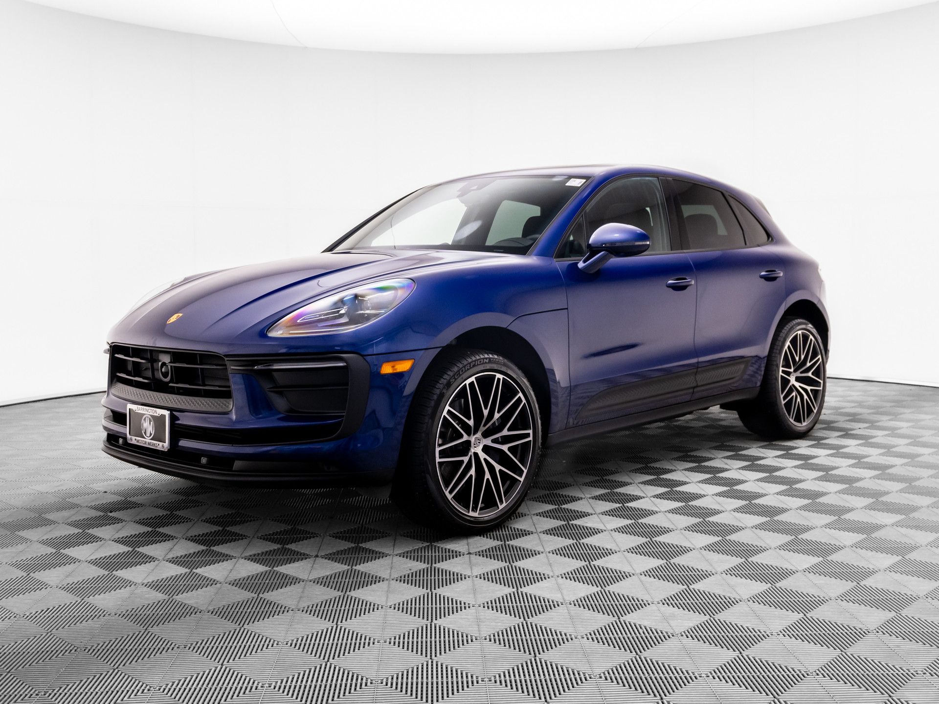 Gentian Blue Metallic 2026 Porsche Macan SUV / Crossover 7-Speed Automatic