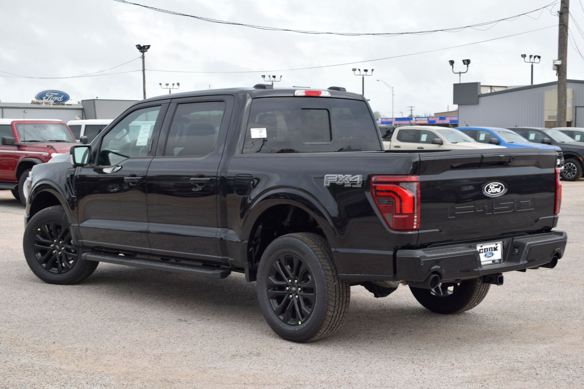 View vehicle photo 4