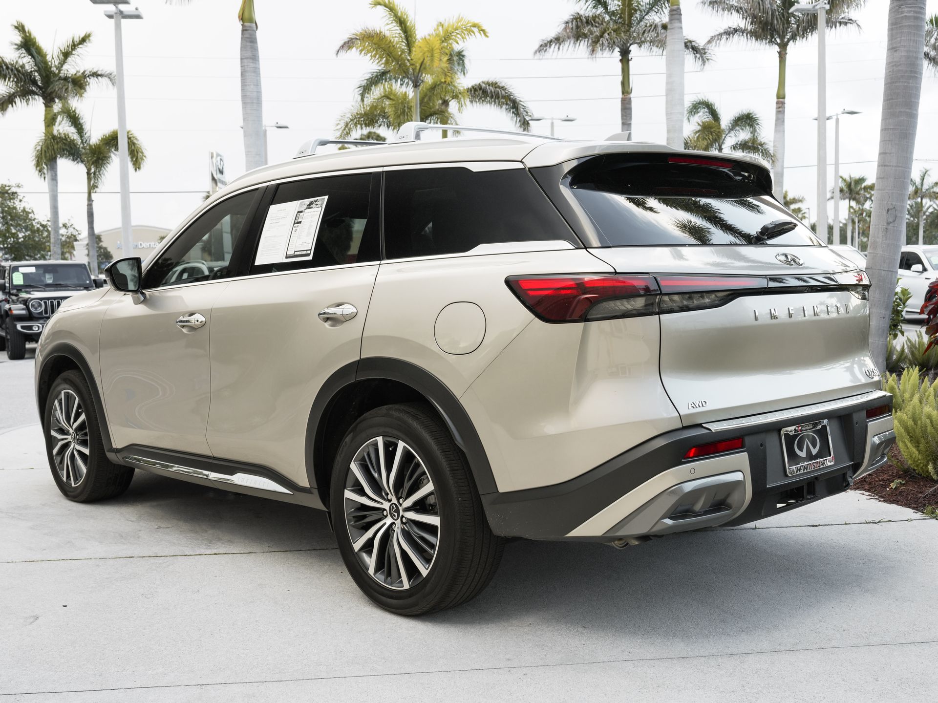 2025 INFINITI QX60 SENSORY - Photo 23