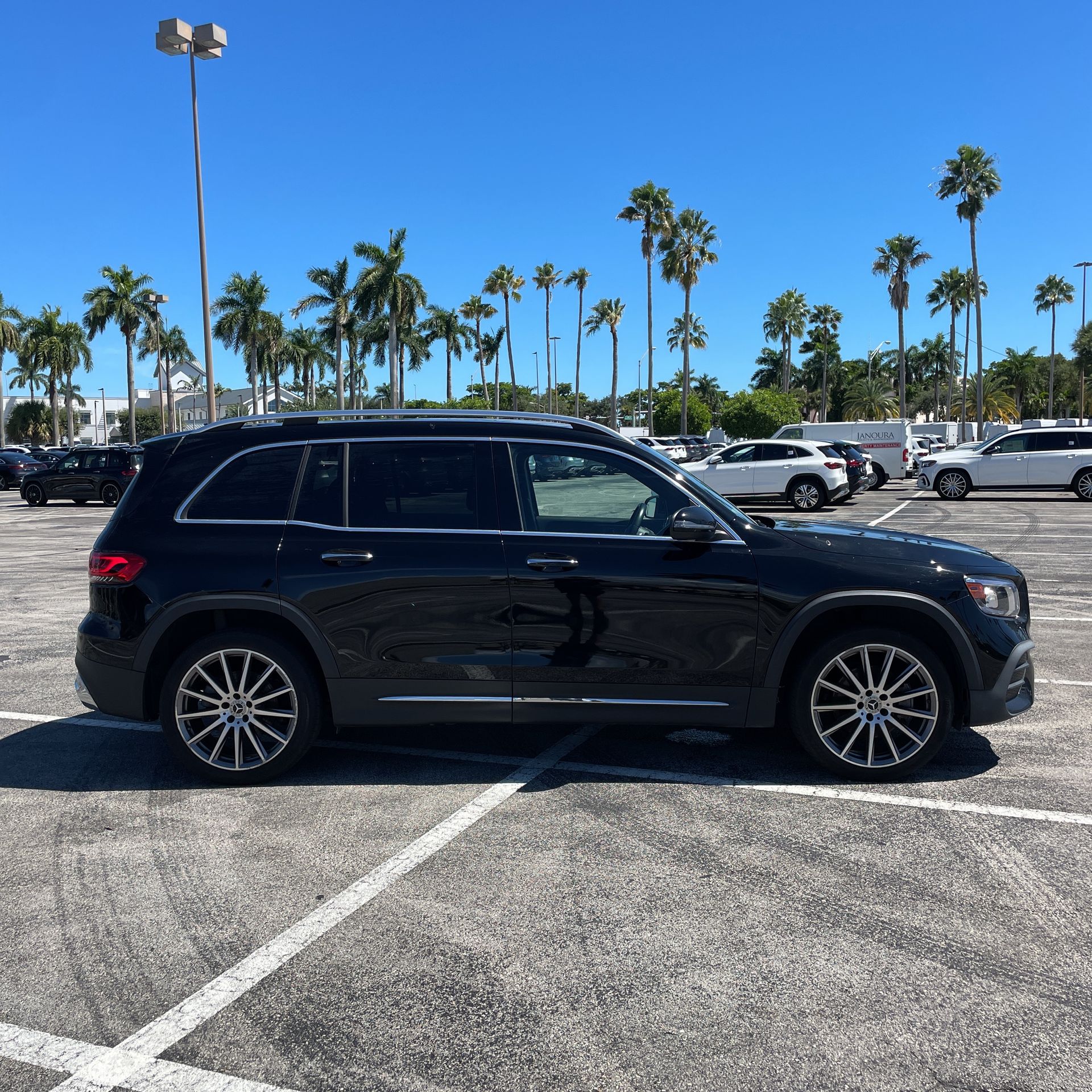 2021 Mercedes-Benz GLB GLB 250 16