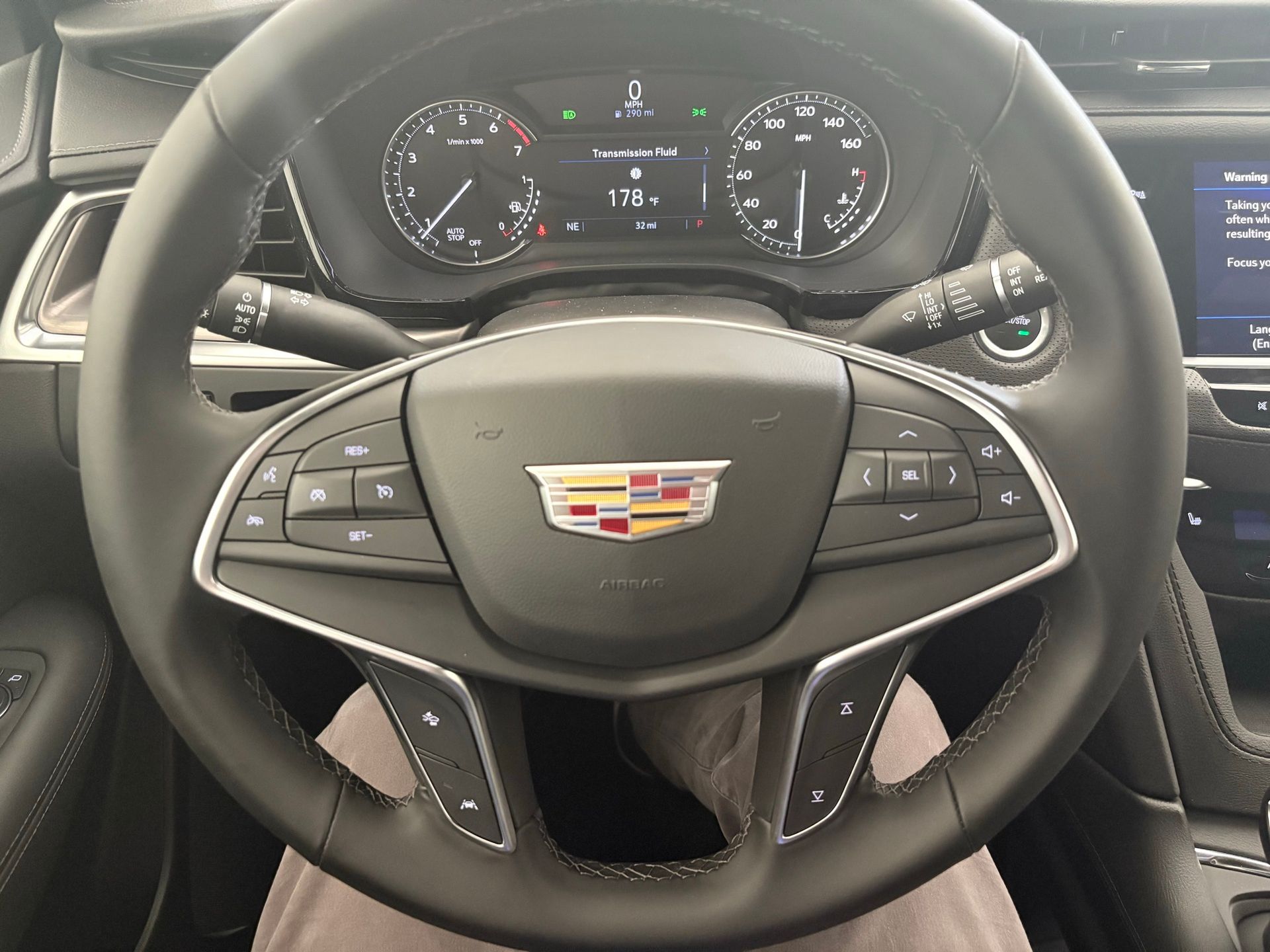 2024 Cadillac XT5 Luxury 13