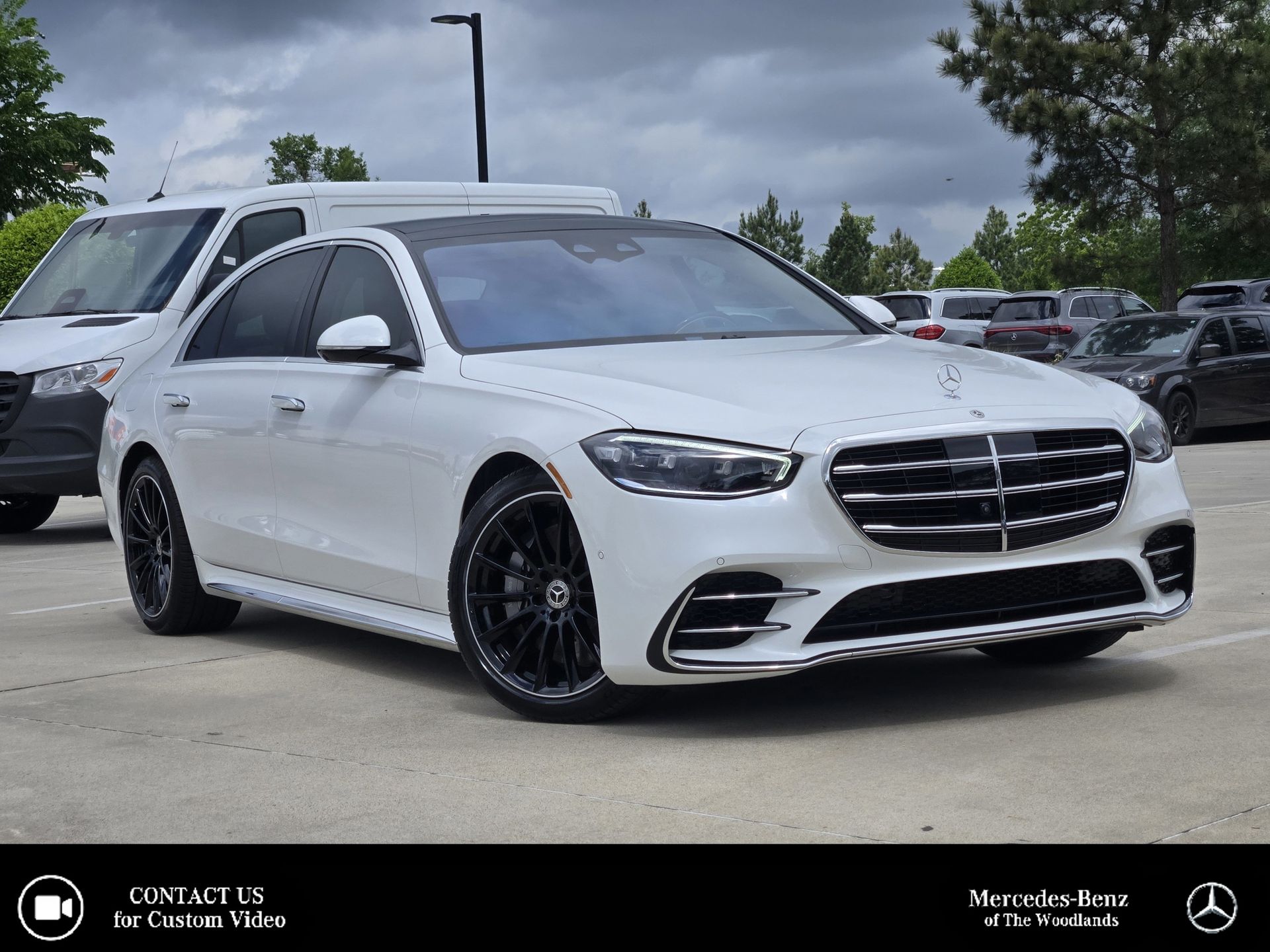 MANUFAKTUR Moonlight White Metallic 2026 Mercedes-Benz S-Class S 580 4MATIC Sedan All-Wheel Drive 9-Speed Automatic