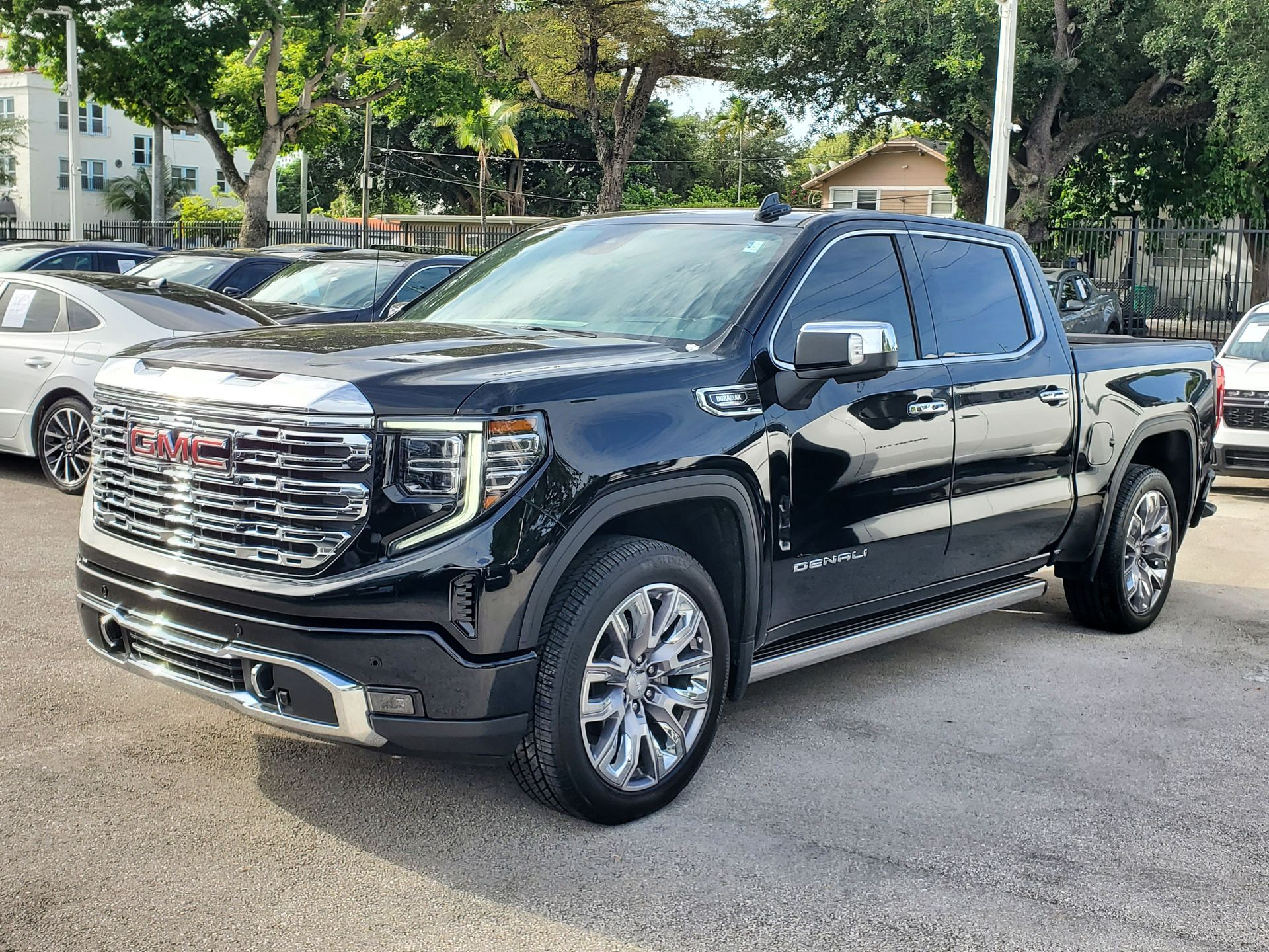 2023 GMC Sierra 1500 Denali Crew Cab 4WD   