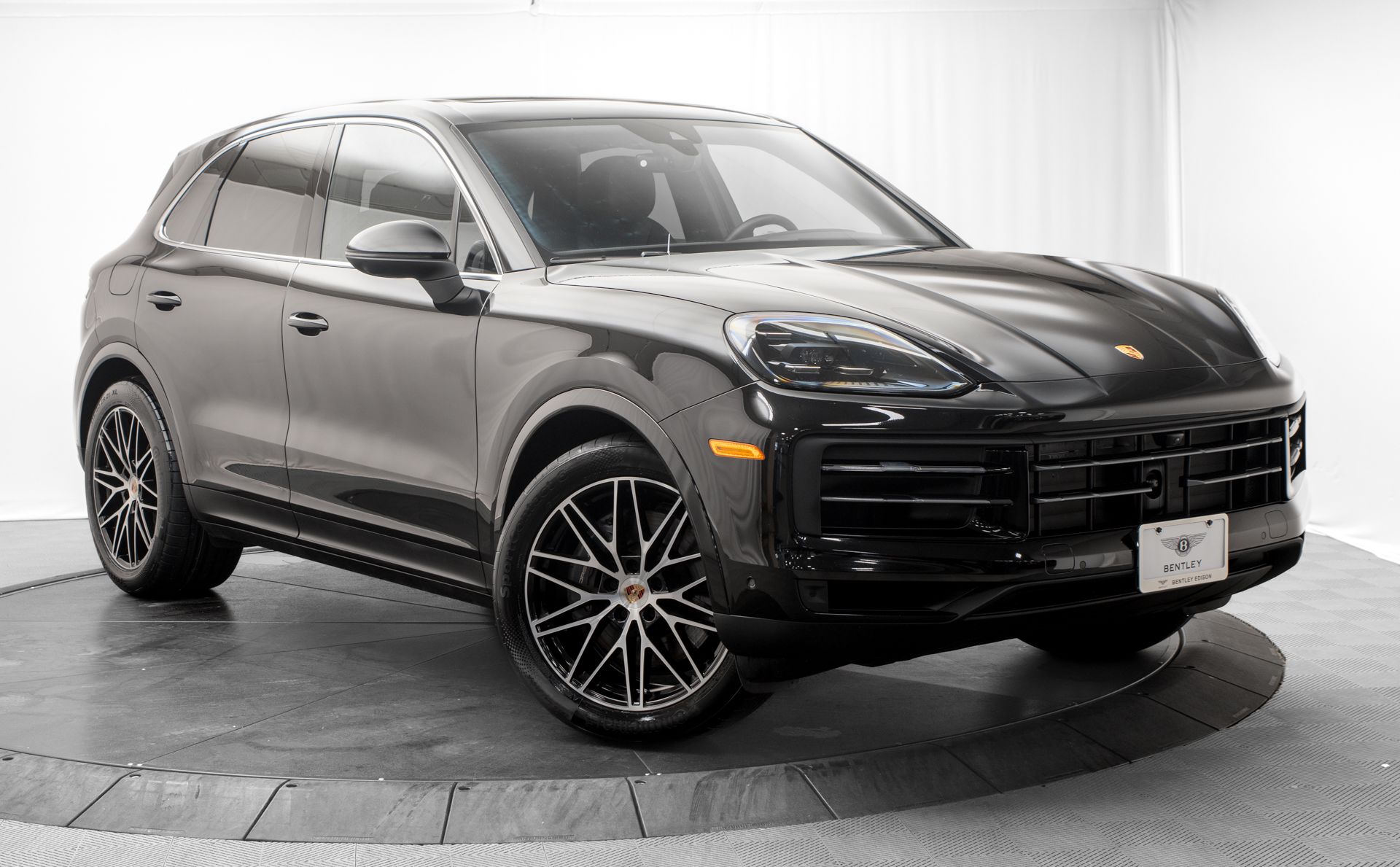2025 Porsche Cayenne Base