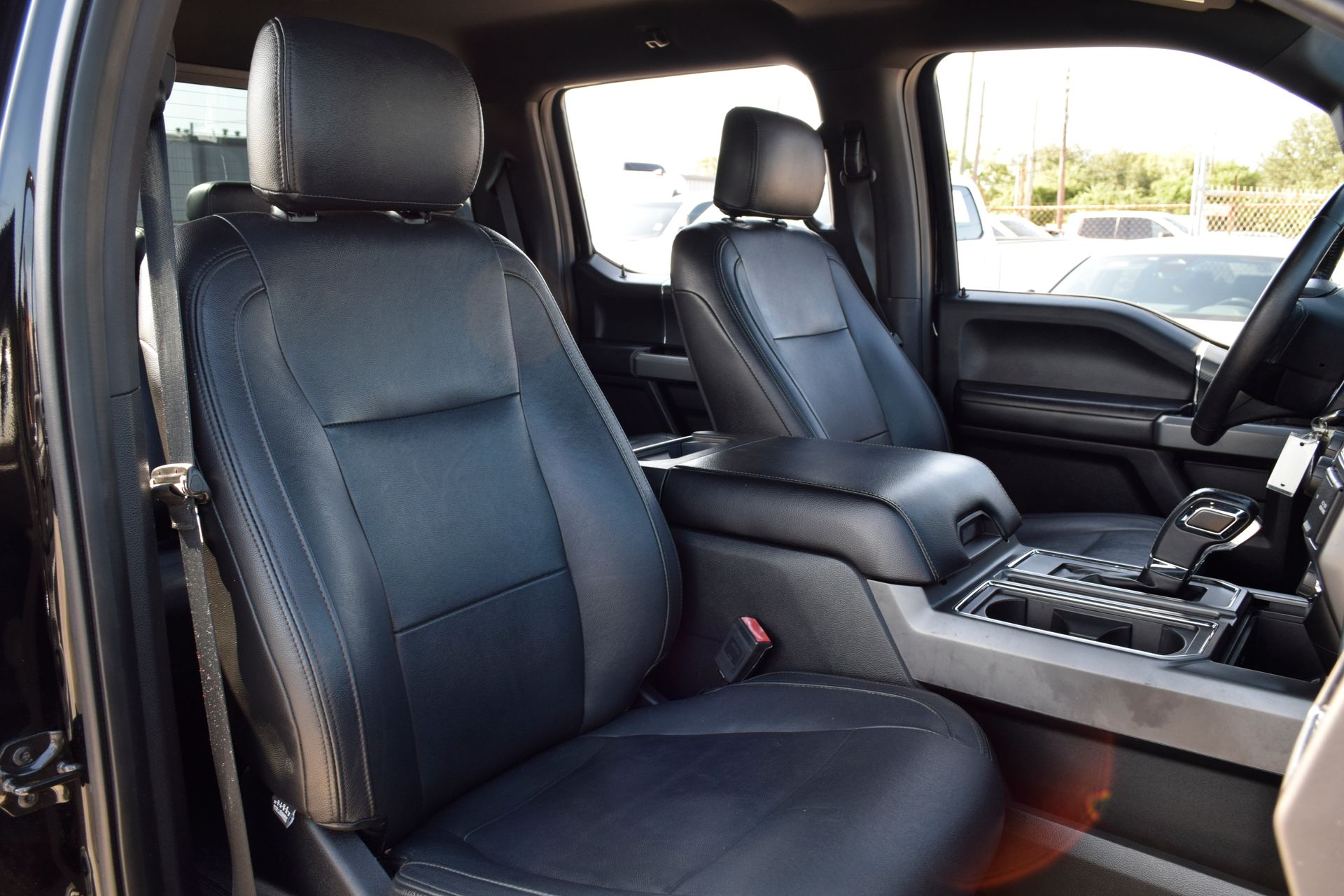 2018 Ford F-150 XLT Black at Autostrade