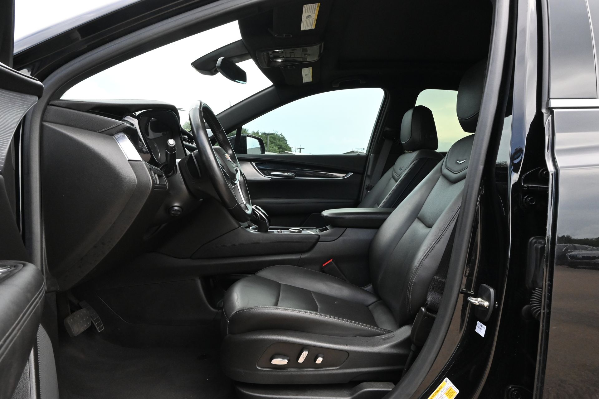 2023 Cadillac XT5 Premium Luxury Black at North Houston Mitsubishi