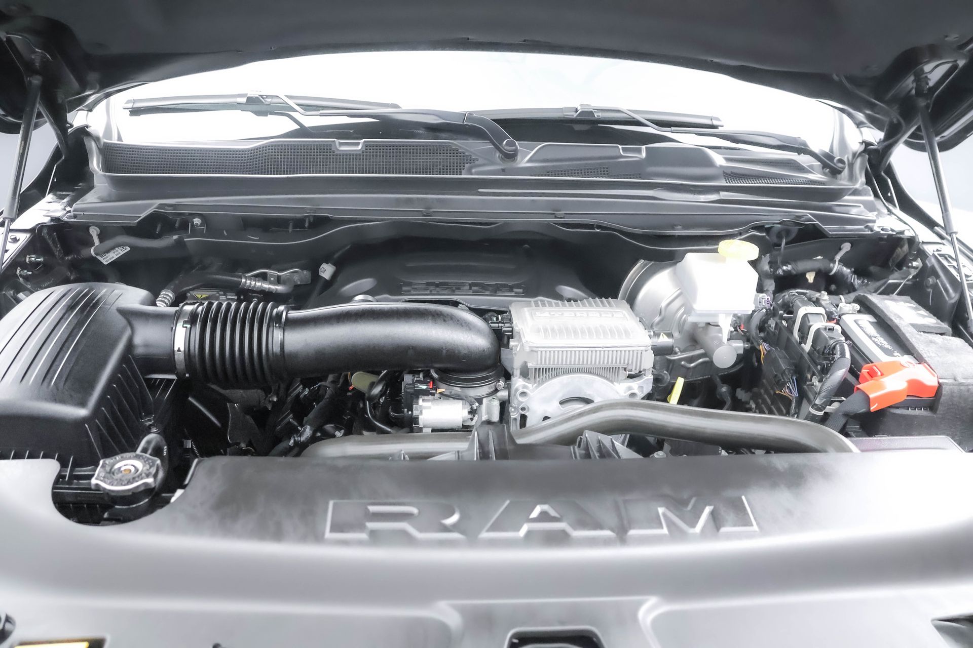 2023 RAM 1500 - Image 40