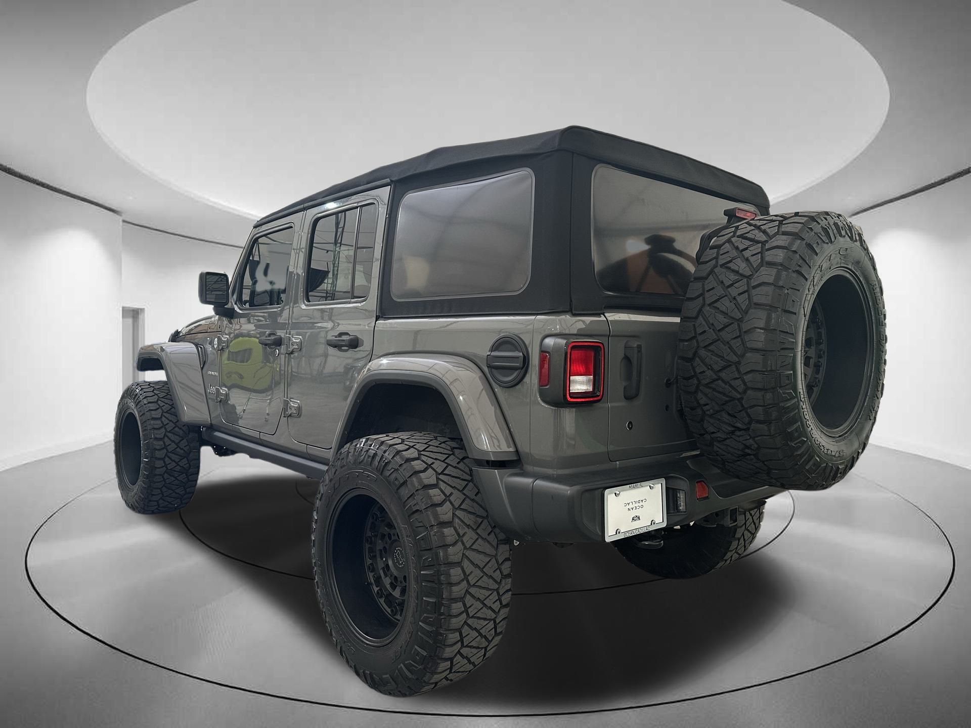 2018 Jeep Wrangler Unlimited Sahara 4