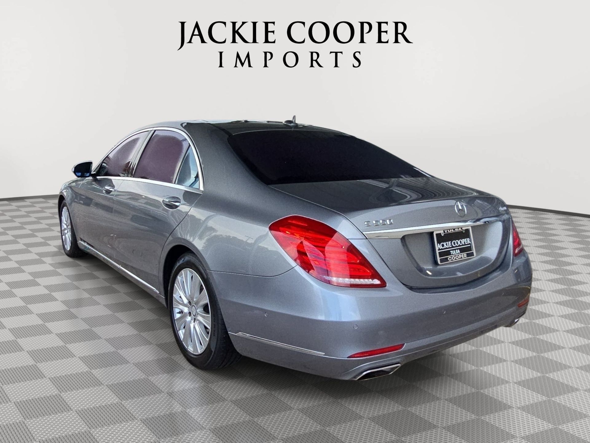 View vehicle photo 7