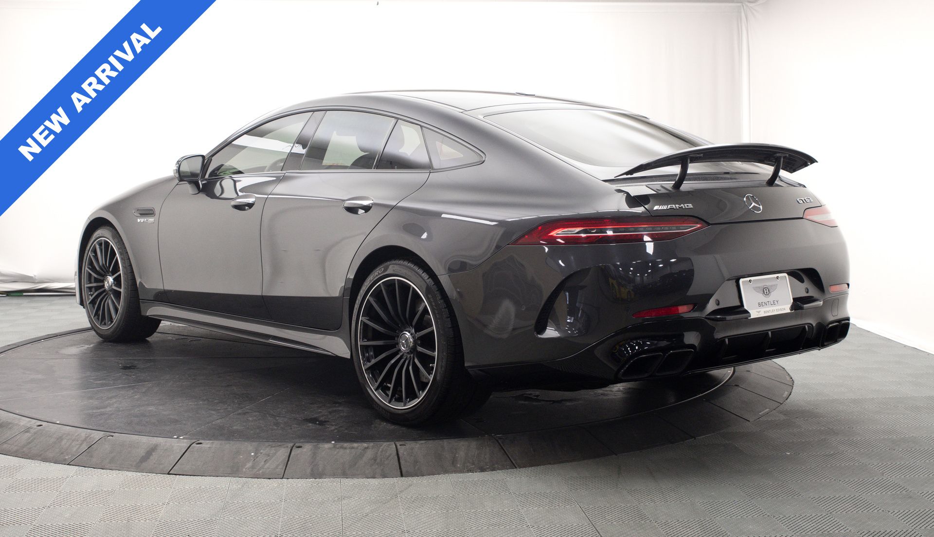 View vehicle photo 6