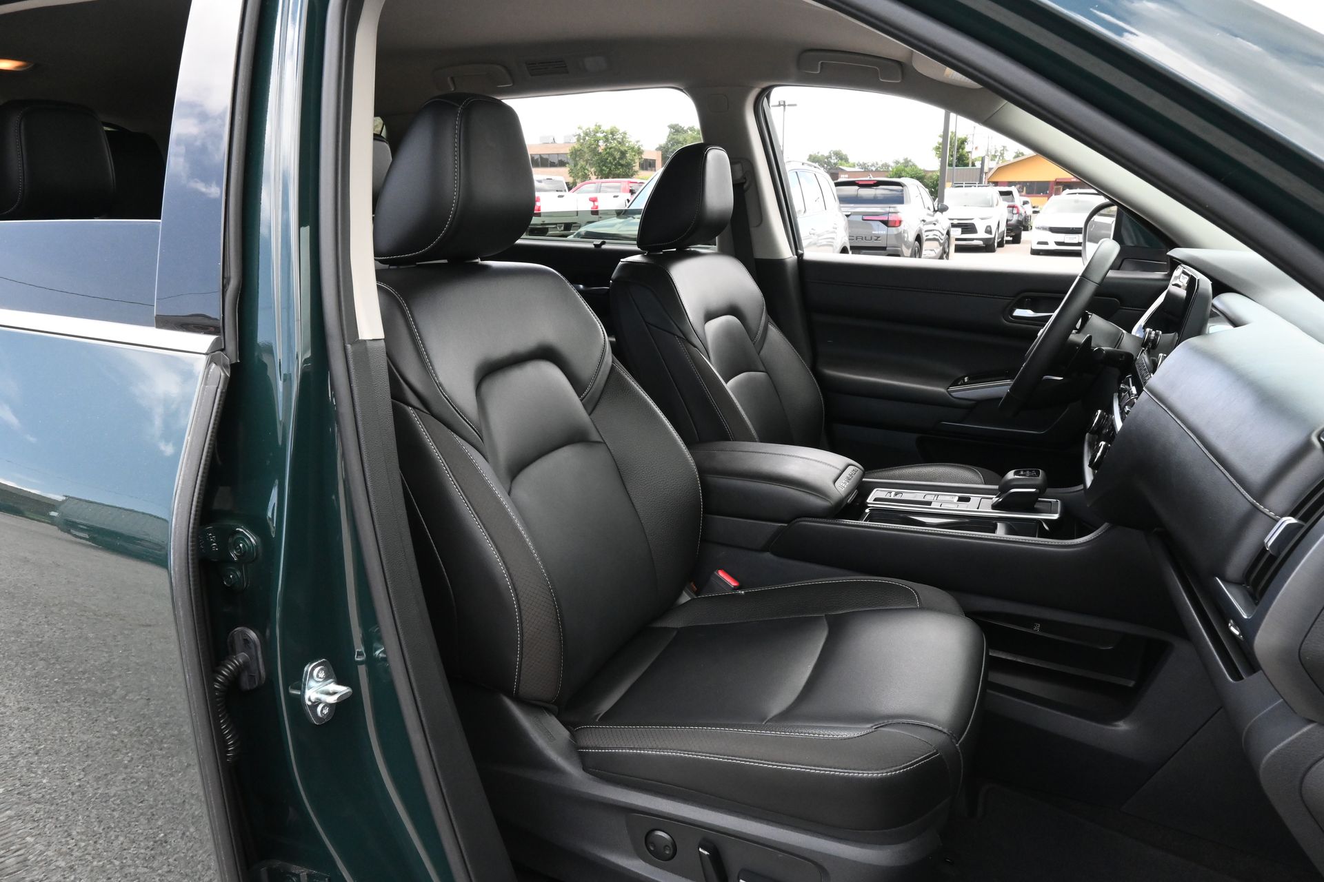 2025 Nissan Pathfinder SL Black at Baytown Hyundai
