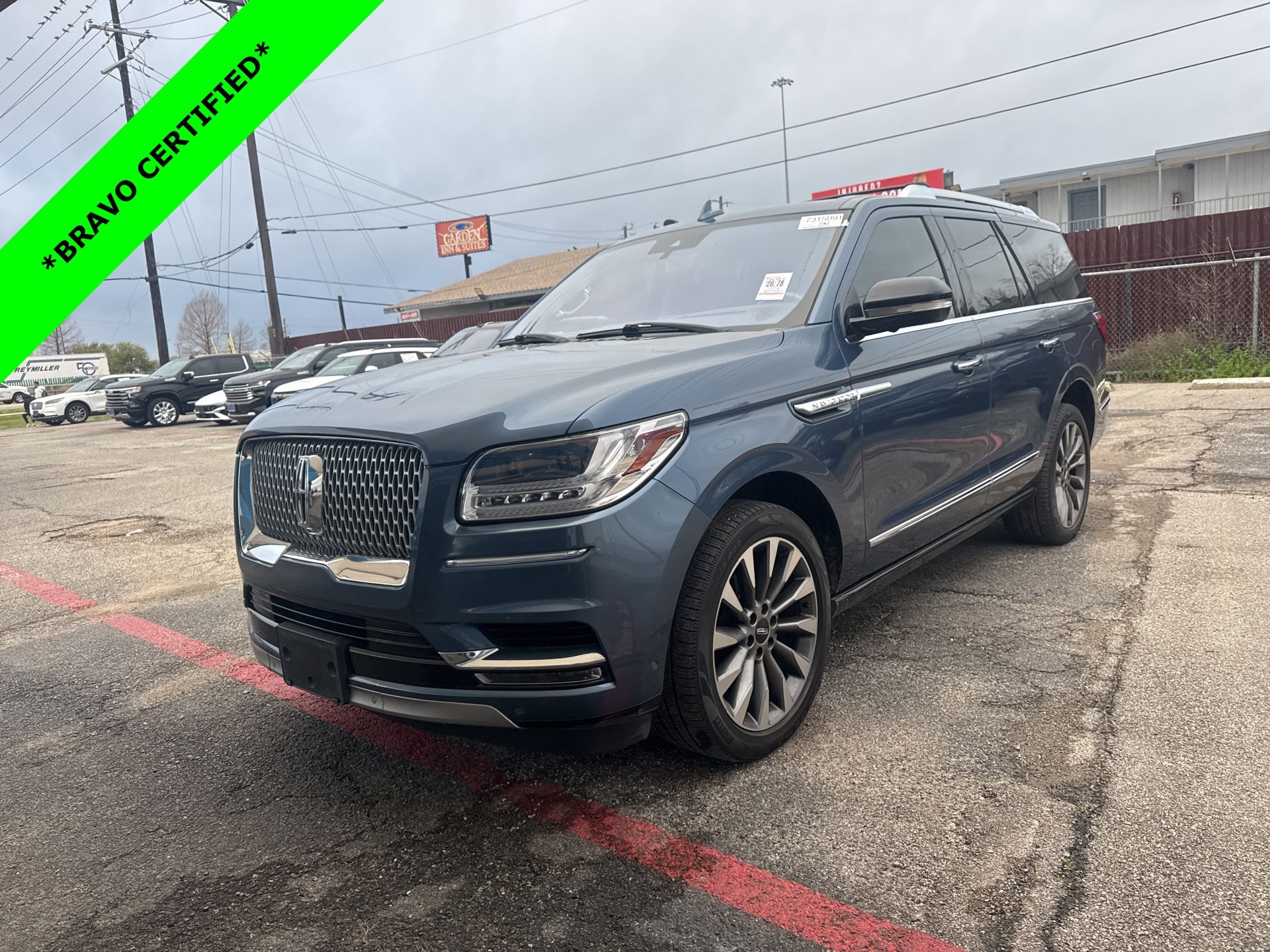 2019 Lincoln Navigator Select RWD