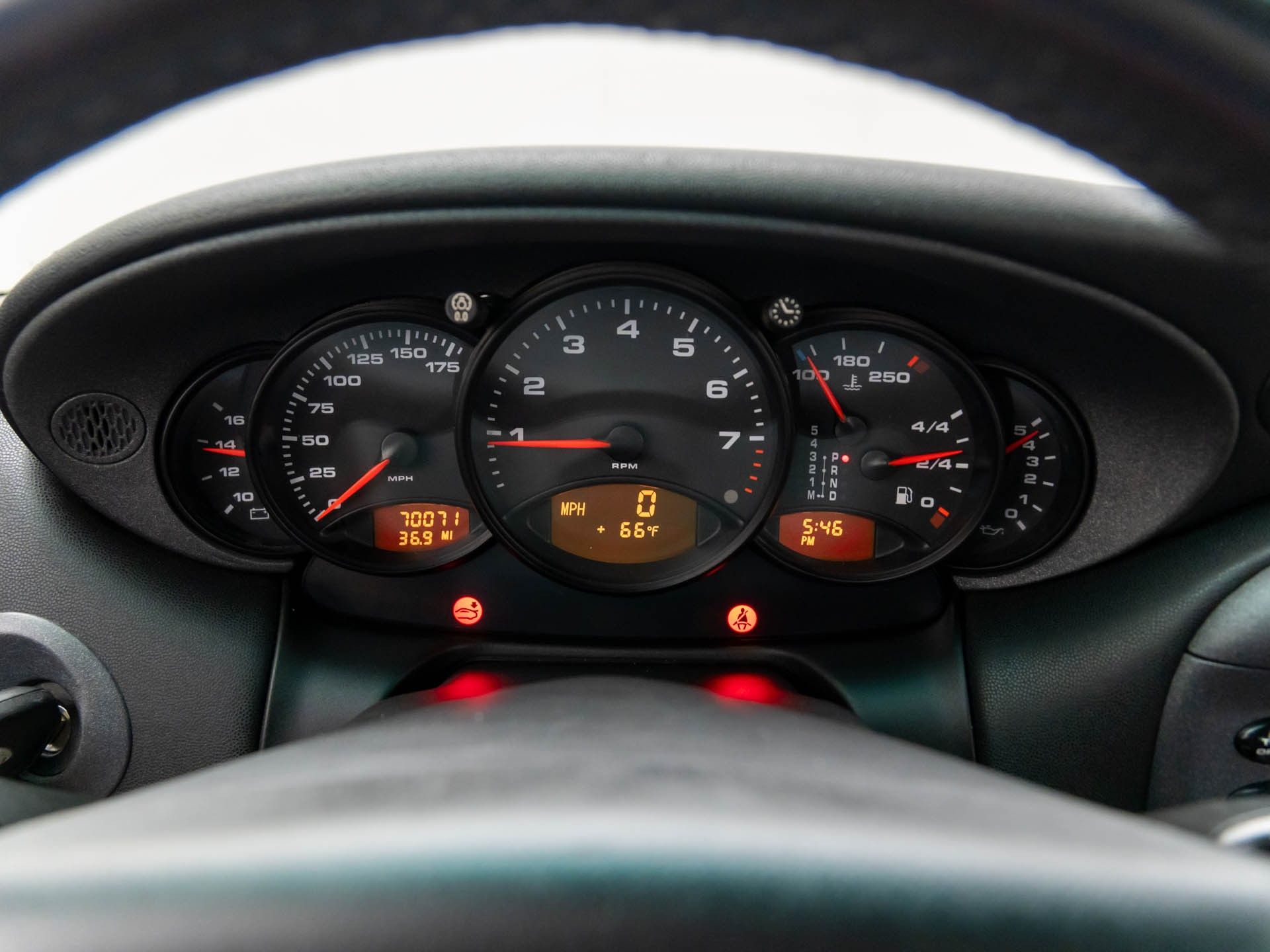 1999 Porsche 911 Carrera 4 photo