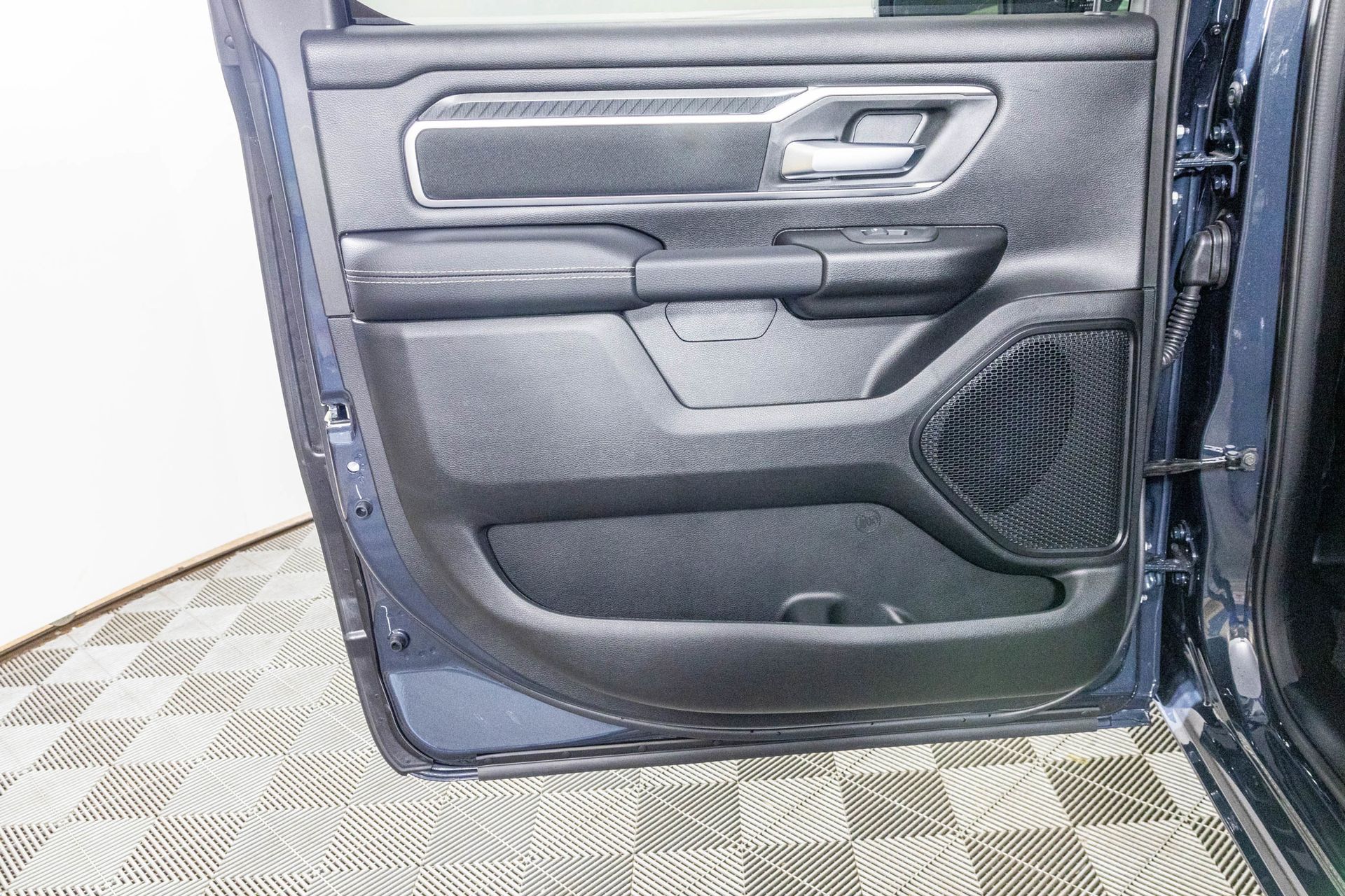 2026 RAM 1500 - Image 24