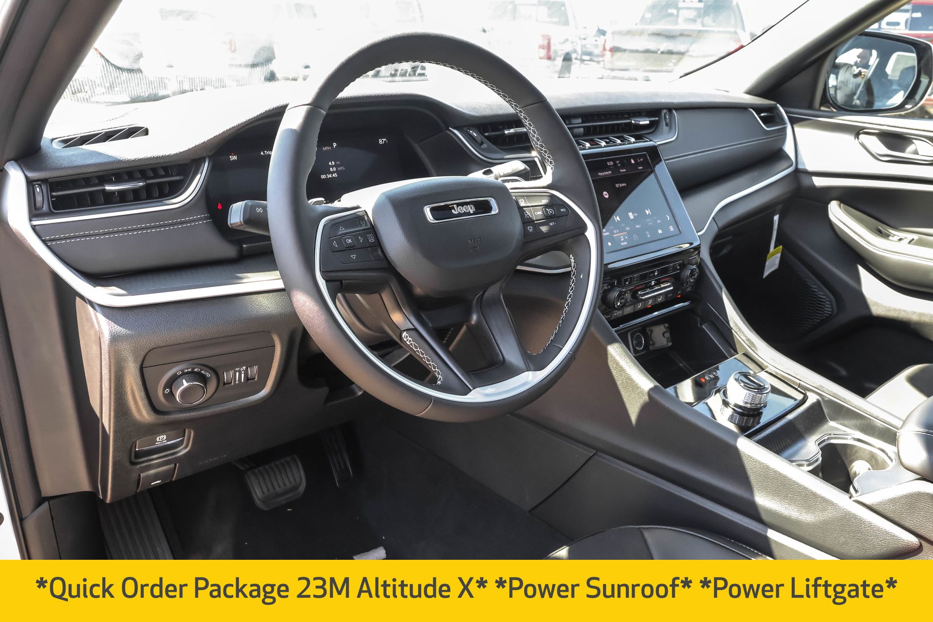 2025 JEEP GRAND CHEROKEE - Image 4