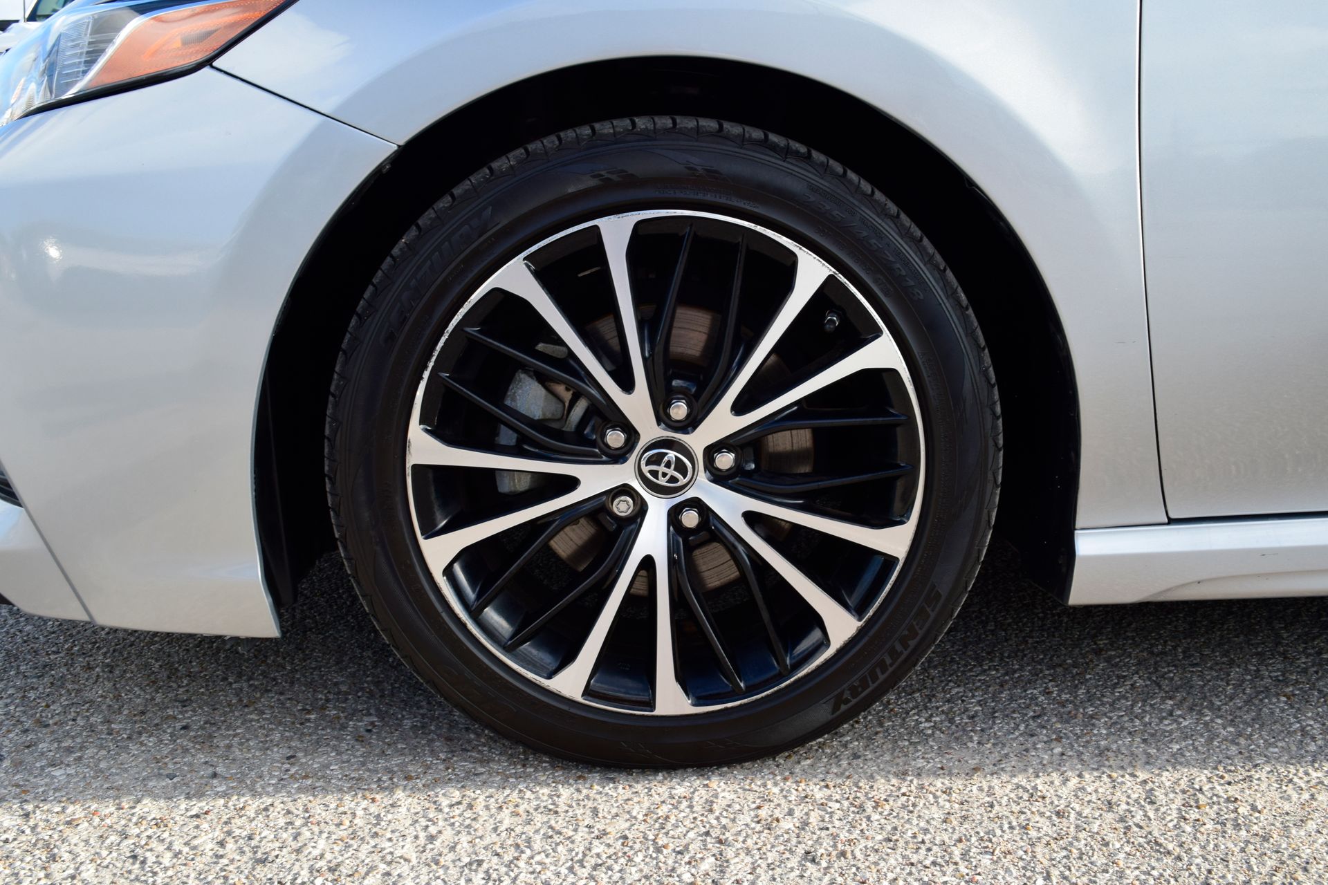 2019 Toyota Camry SE Silver at Emmons Autoplex